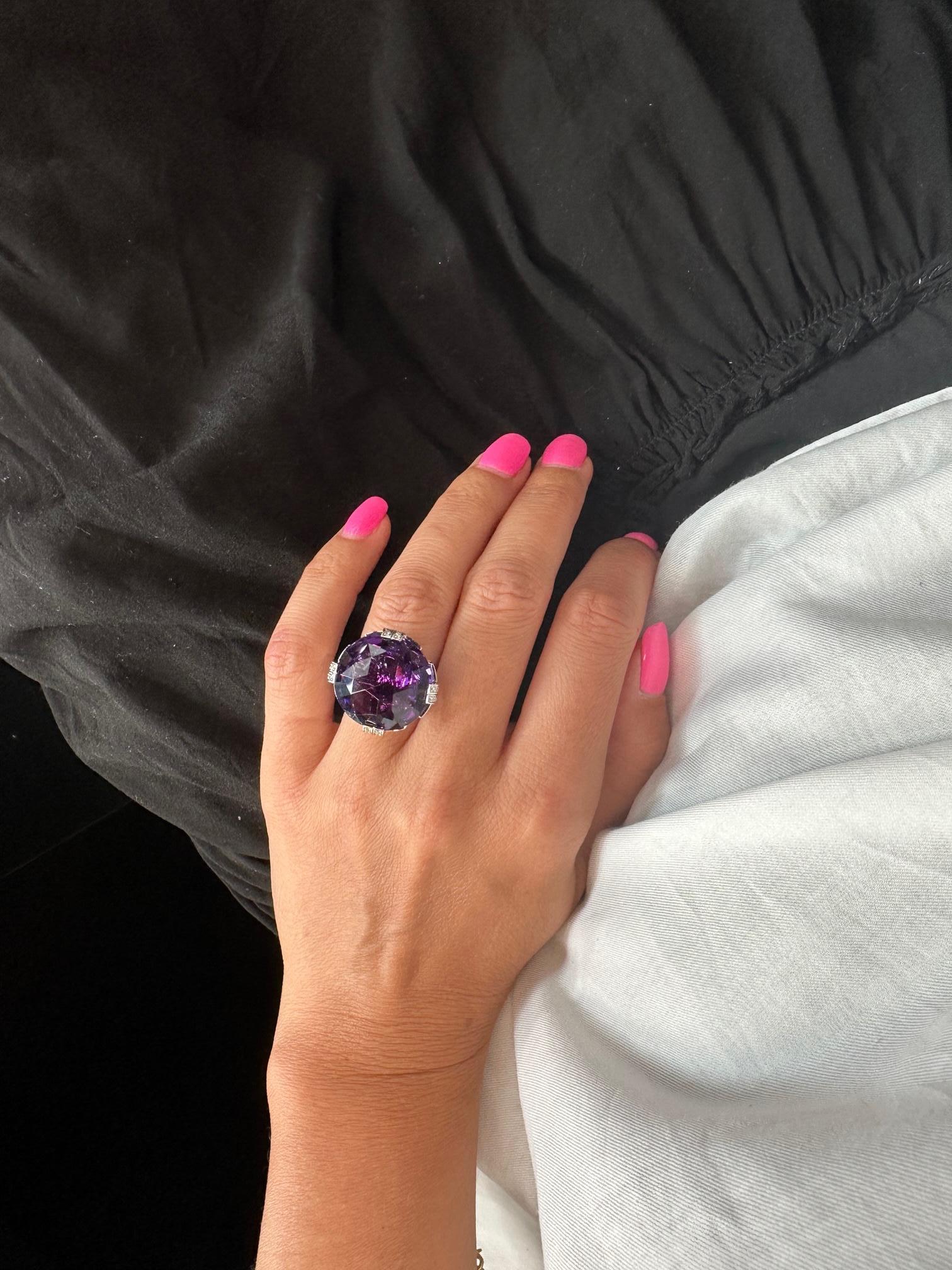 Bvlgari 18K White Gold, Amethyst and Diamond Parentesi Ring In Excellent Condition In New York, NY