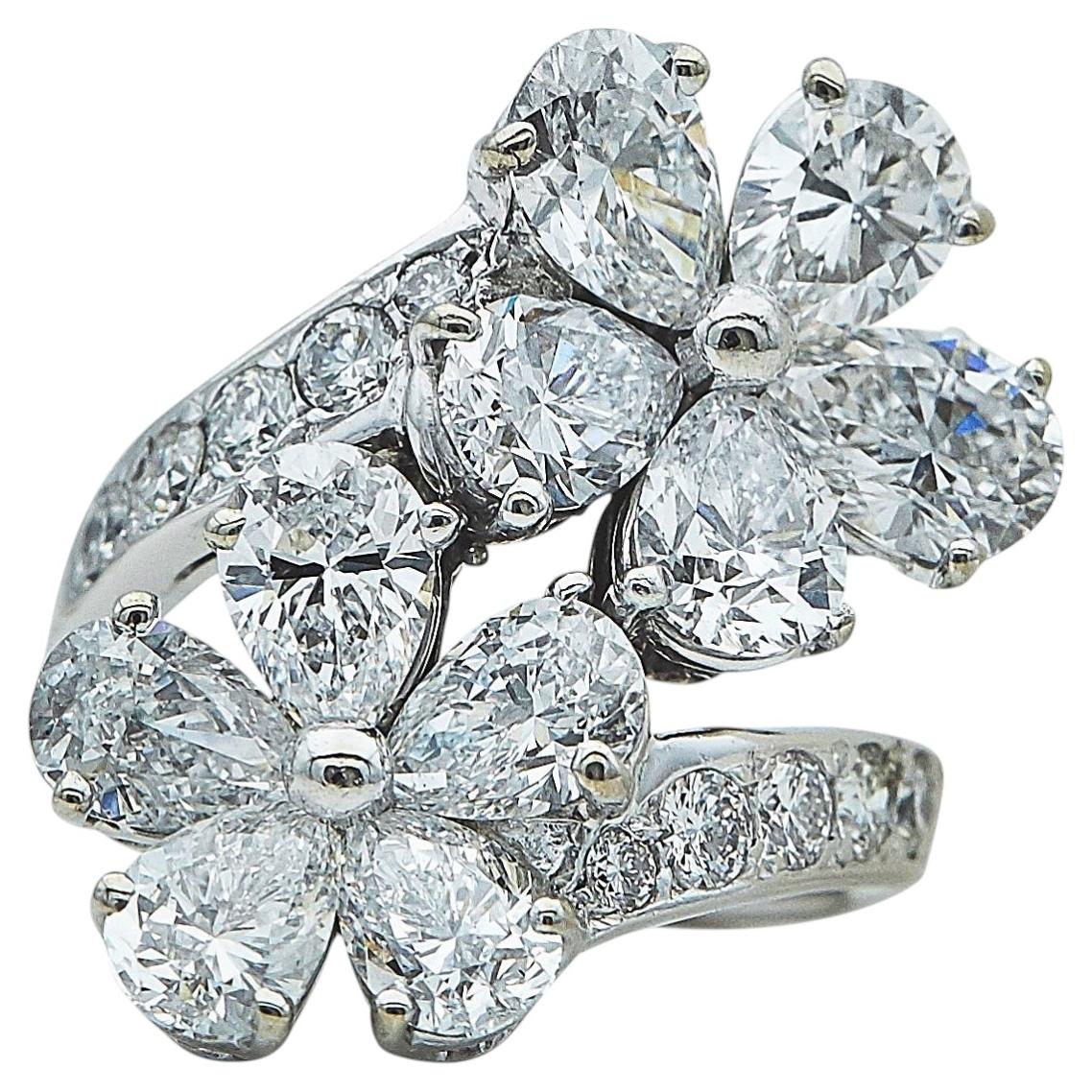 Bvlgari 18K White Gold and Diamond Toi et Moi Ring For Sale