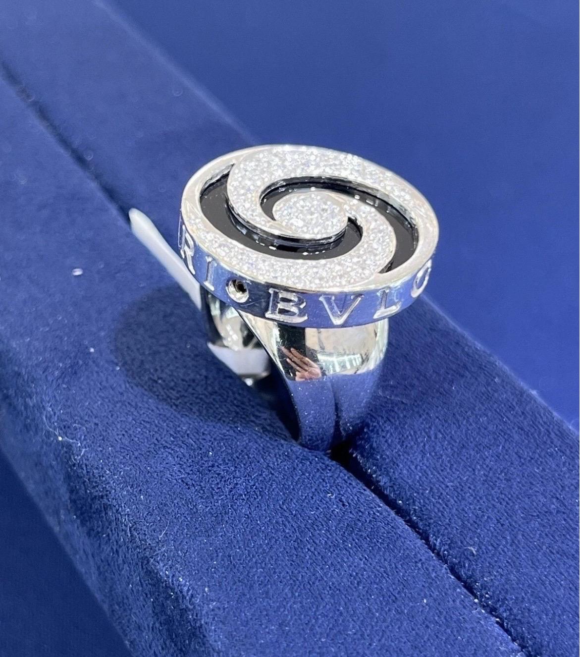 BVLGARI 18k White Gold Diamond & Onyx Spinner Ring Size 6.25 For Sale 4
