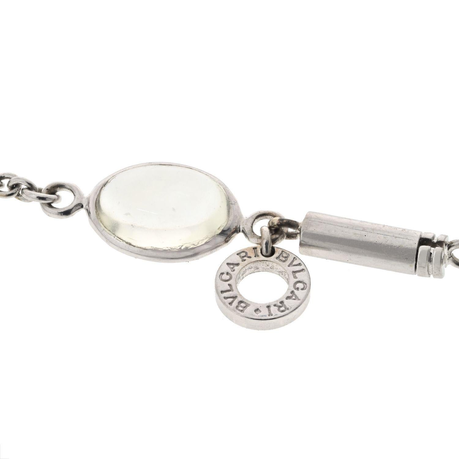 Moderno Bracciale a catena Parentesi con pietre e diamanti in oro bianco 18 carati Bvlgari in vendita