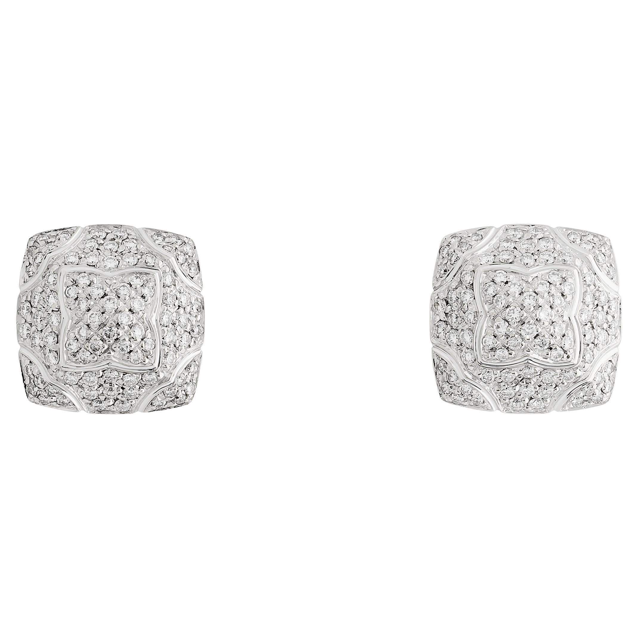 Orecchini quadrati Bvlgari in oro bianco 18k con pavé di diamanti in vendita