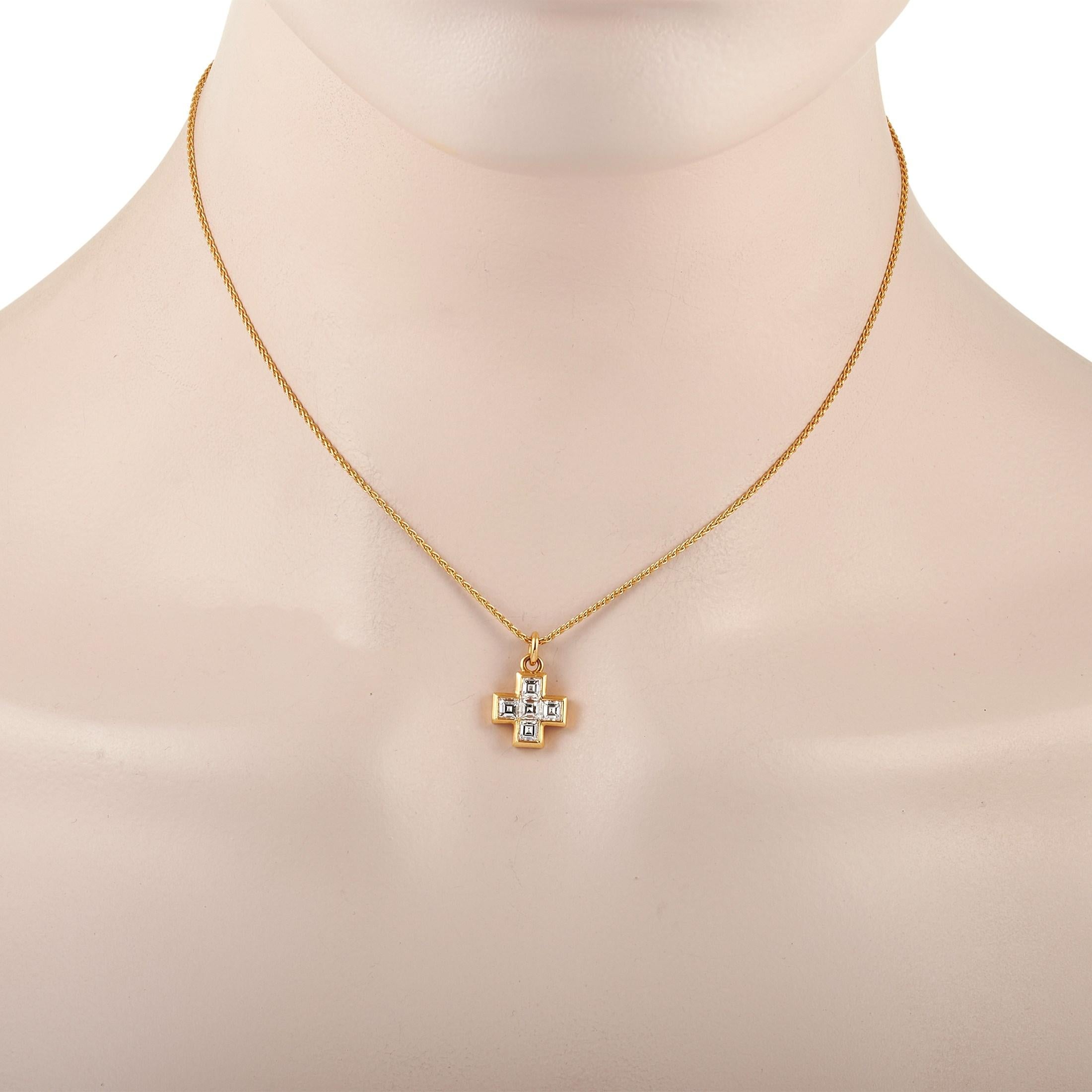 This BvlgariI necklace is simply amazing. The necklace is crafted from 18K yellow gold. It has a gold cross pendant set with a 1.00 carat sparkling princess cut diamonds that feature E color and VVS clarity. This necklace weighs 5.4 grams with a