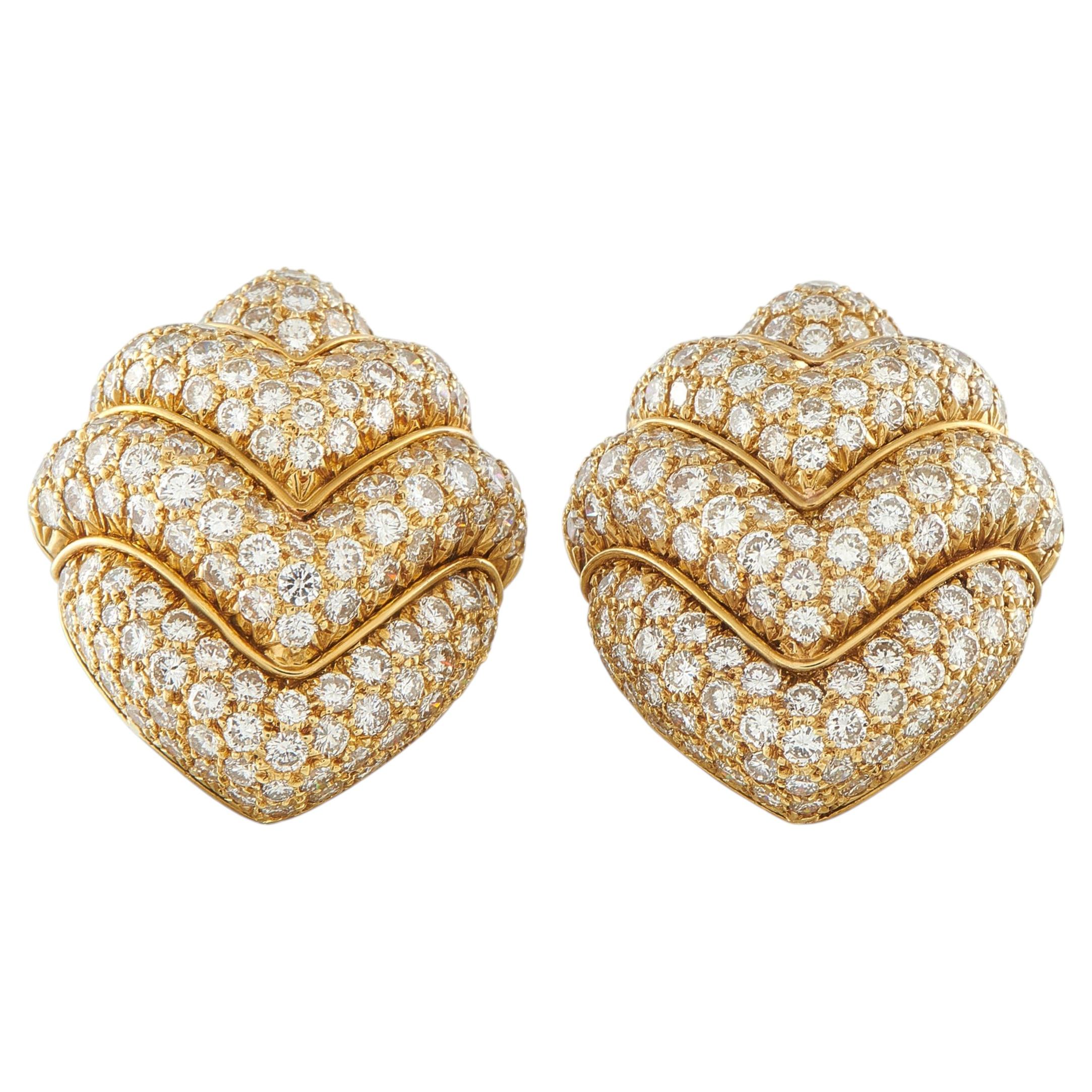 Pendientes de clip de Bvlgari en oro amarillo de 18 quilates con diamantes de 10,07 ct Bulgari en venta