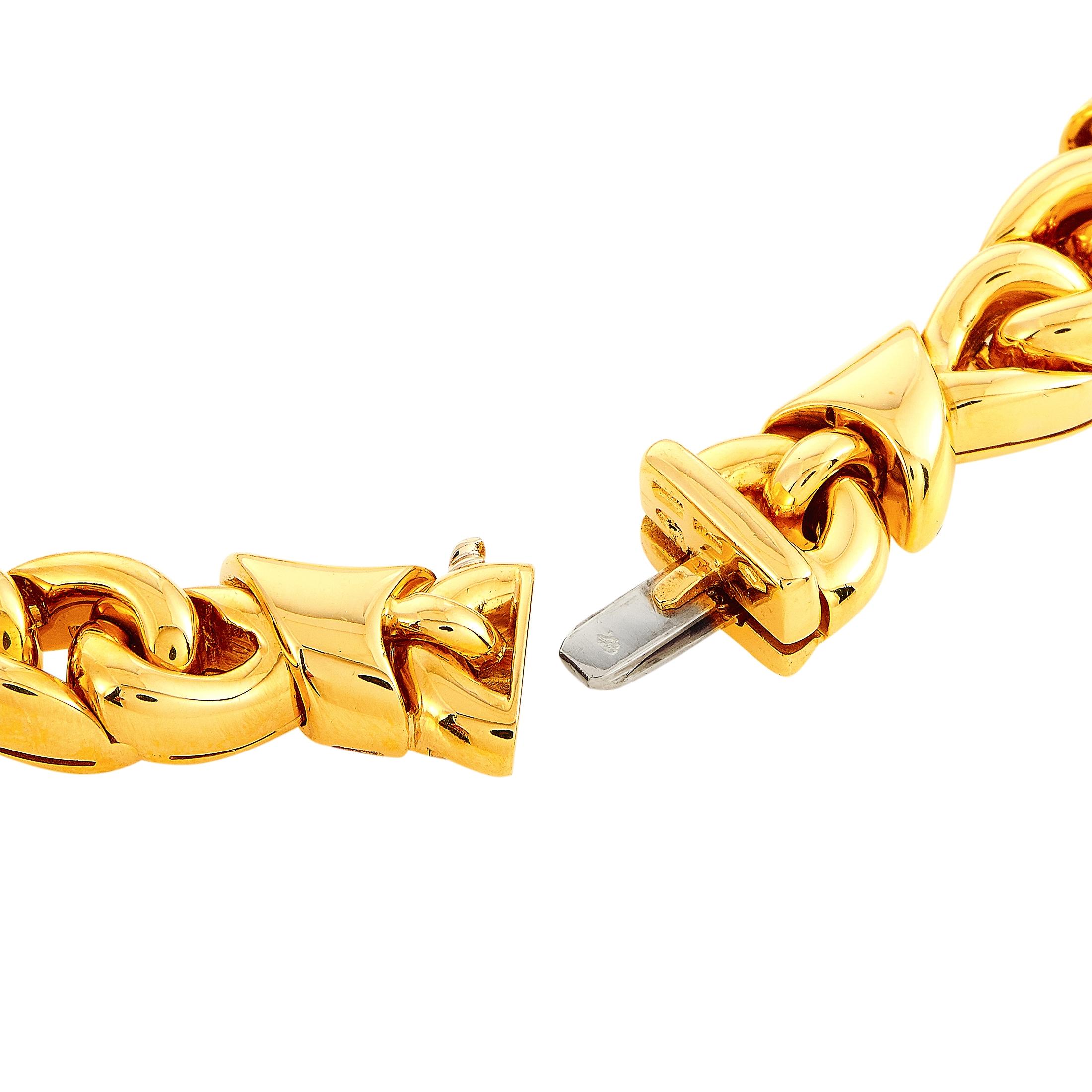 Women's Bvlgari 18 Karat Yellow Gold 1.50 Carat Diamond Heart Pendant Necklace