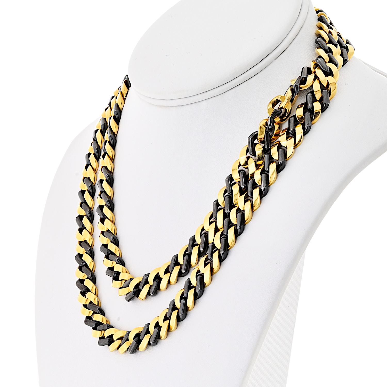 Moderne Bvlgari, collier long à maillons incurvés en or jaune 18 carats de 34 pouces en vente