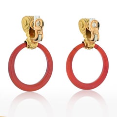 Pendientes Bvlgari de oro amarillo de 18 quilates con aldabas de cornalina de los años 70