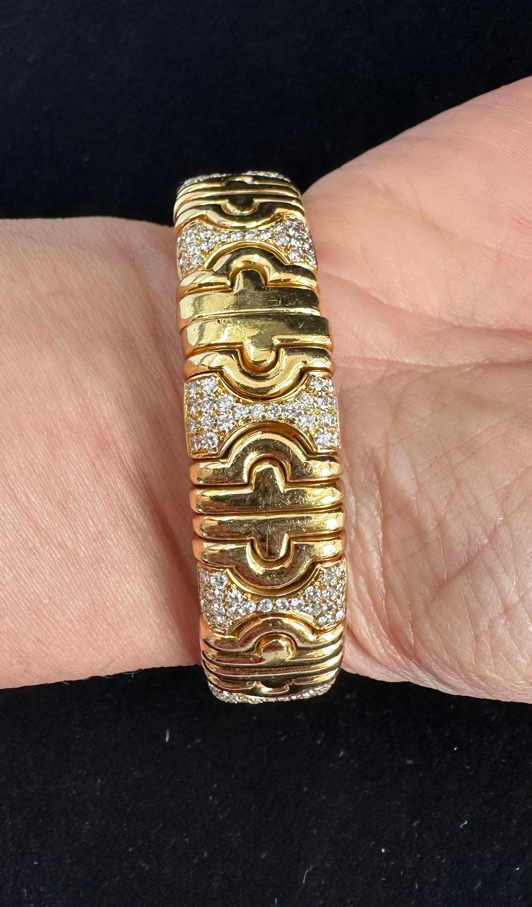 Bvlgari 18K Yellow Gold Diamond Parentesi Bracelet In Excellent Condition In Beverly Hills, CA