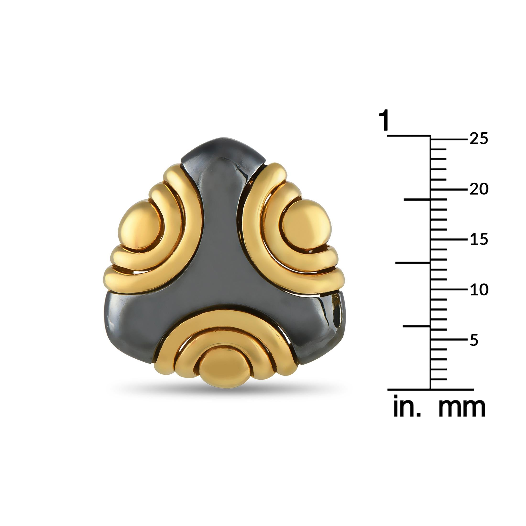 Bvlgari 18K Yellow Gold Hematite Earrings im Zustand „Hervorragend“ im Angebot in Southampton, PA
