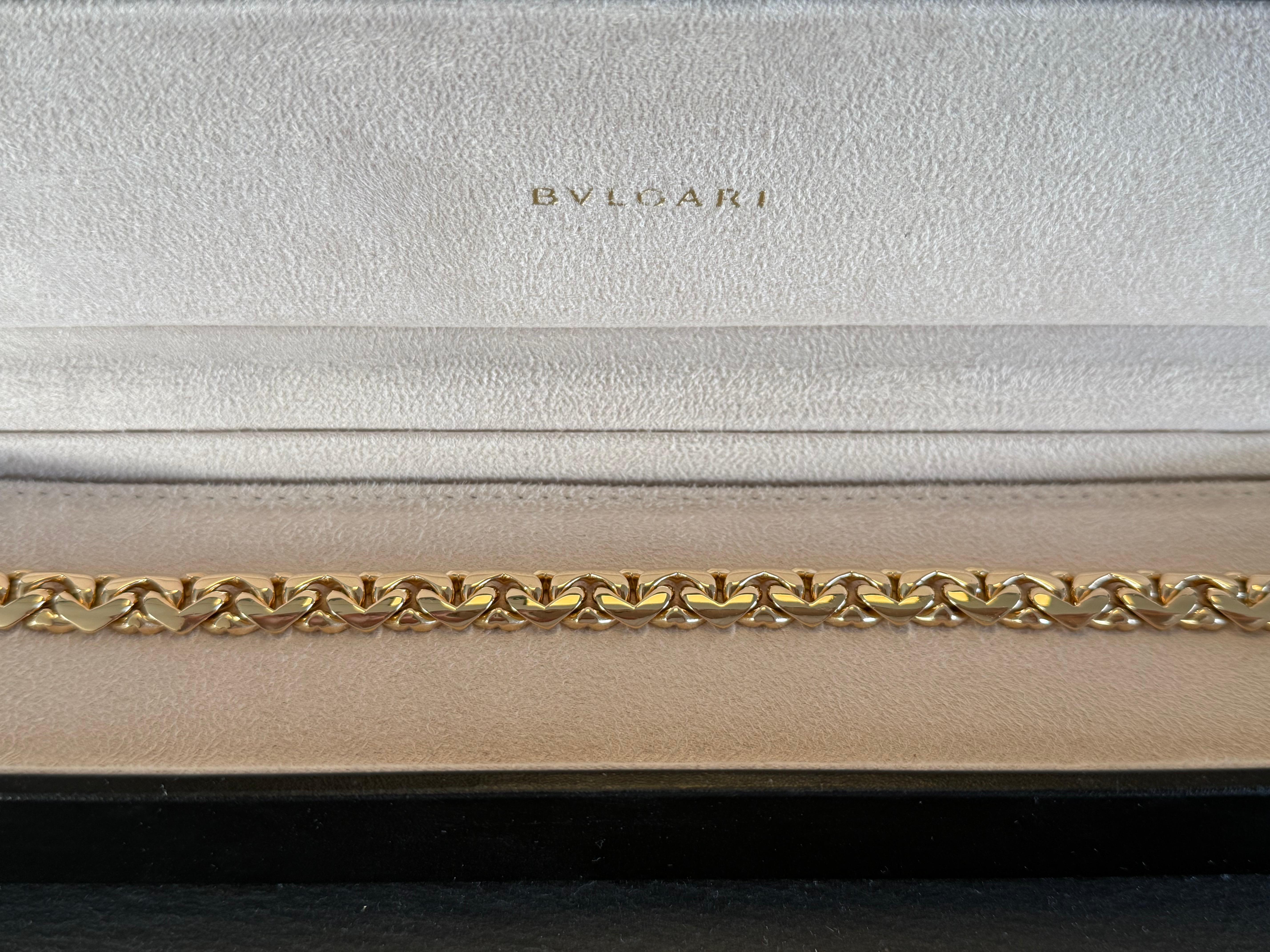 Bvlgari Bracelet à maillons en or jaune 18k en vente 7