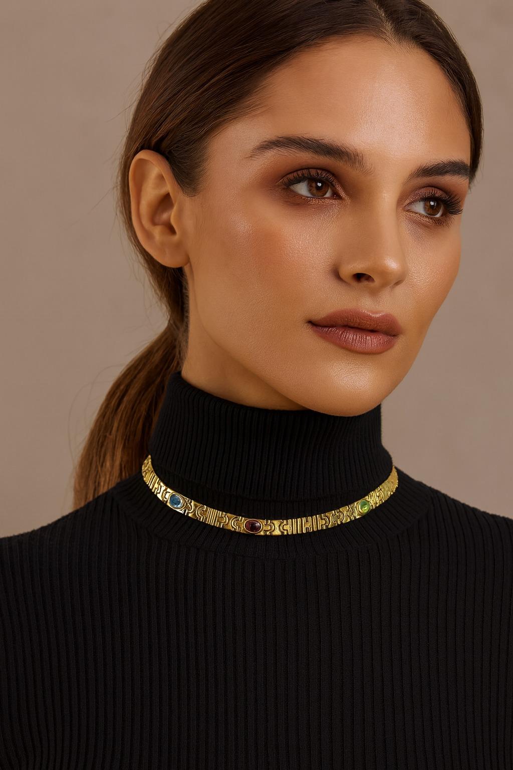 Bvlgari Collar Oro Amarillo 18K Multi-Gemstone en Excelente estado para la venta en Chicago, IL