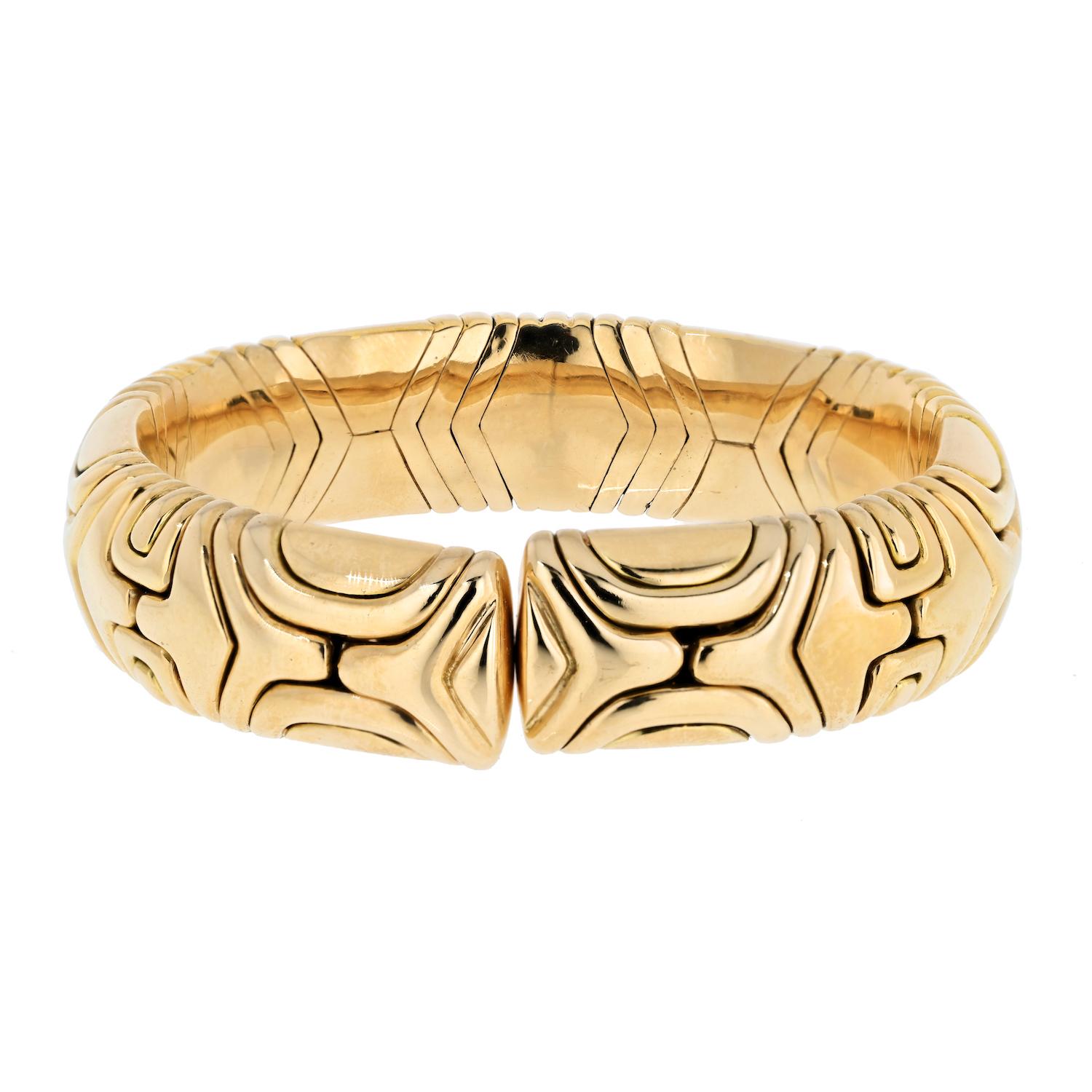 Bvlgari 18K Yellow Gold Parentisi 1988 Bracelet In Excellent Condition In New York, NY