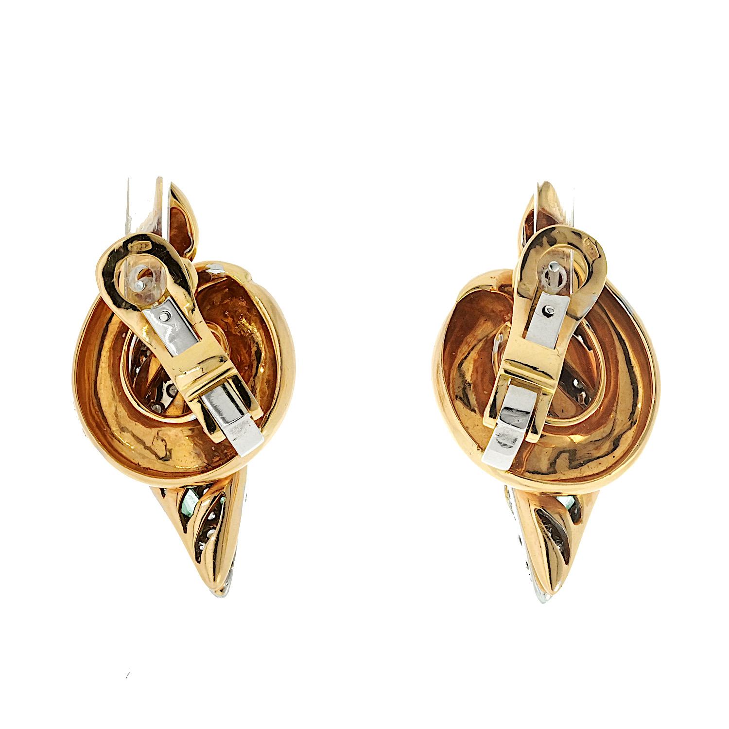 Round Cut Bvlgari 18K Yellow Gold Serpent Snake Diamond And Emerald Earrings For Sale