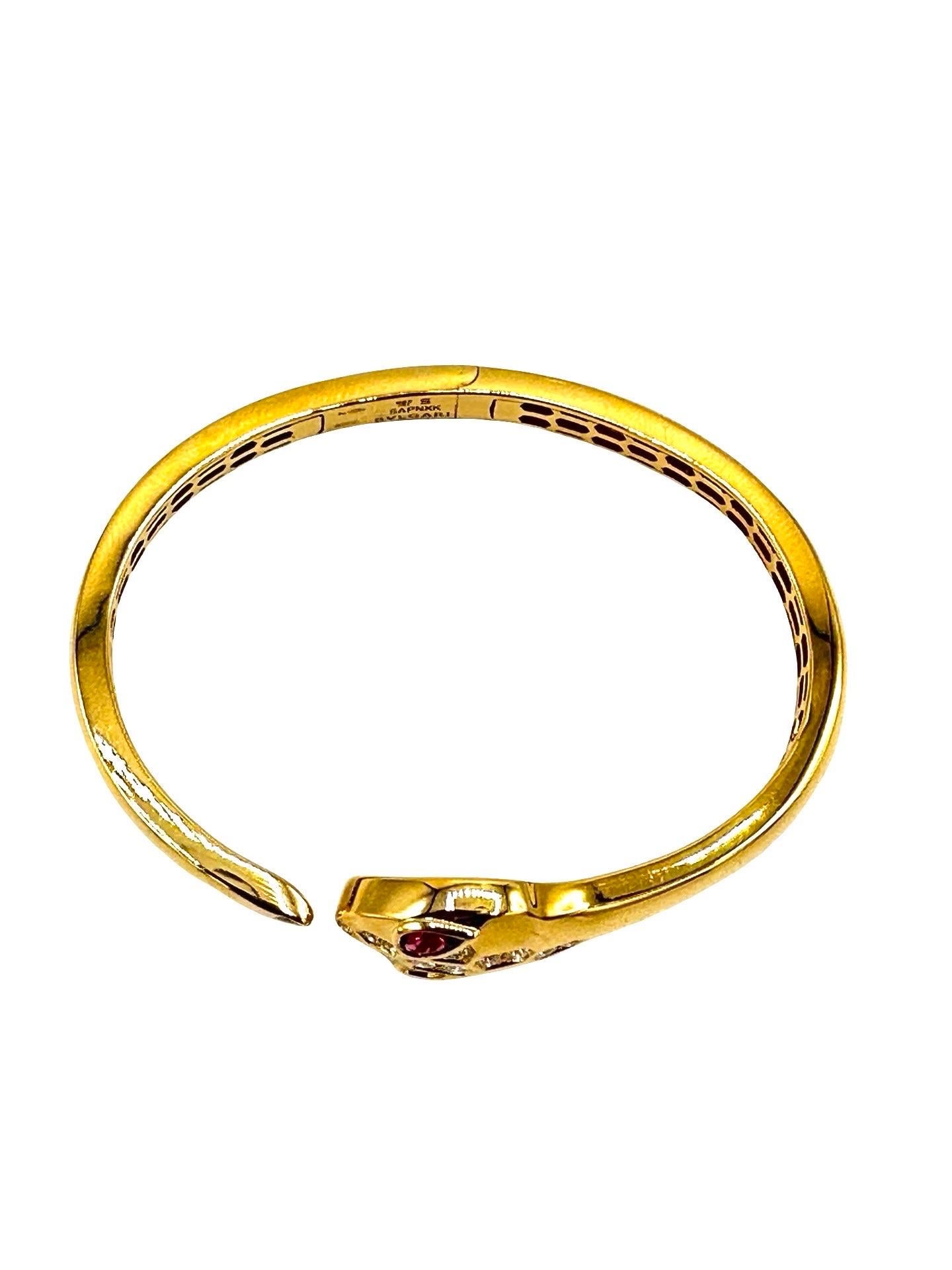 Bracciale Serpenti Petite Diamond Snake in oro giallo 18 carati Bvlgari in vendita 1