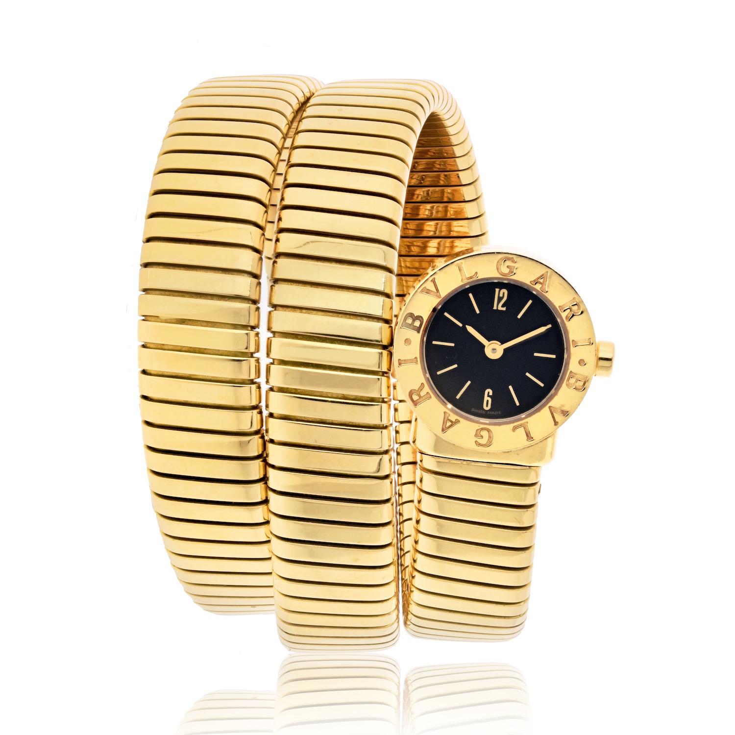 Bvlgari 18K Yellow Gold Serpenti Vintage BB19 1 T Watch.

Bulgari’s Tubogas Snake watch is an internationally recognizable classic. Immaculately crafted from 18K yellow gold, this rare vintage timepiece features a black lacquered dial set in a 19mm