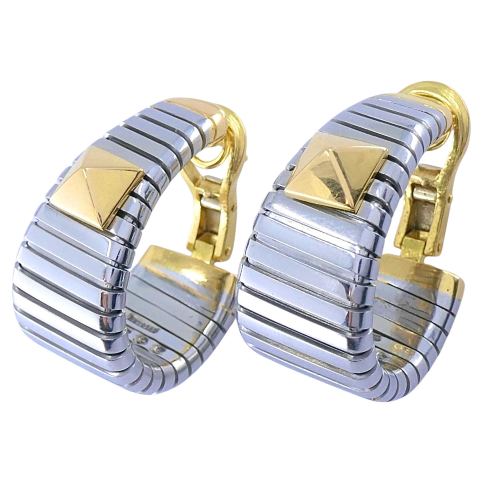 Orecchini a cerchio piramidali Tubogas Bvlgari in oro giallo 18 carati e Steele in vendita