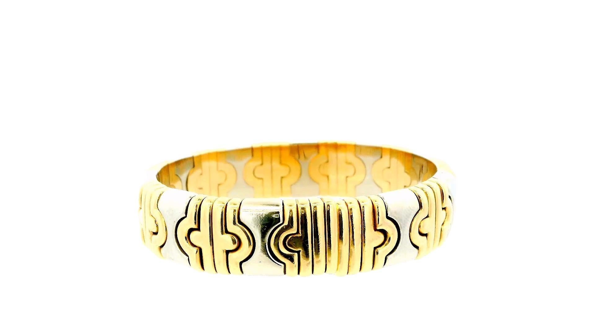 Bvlgari Manchette Parentesi en or jaune et blanc 18 carats Excellent état - En vente à Great Neck Plaza, NY