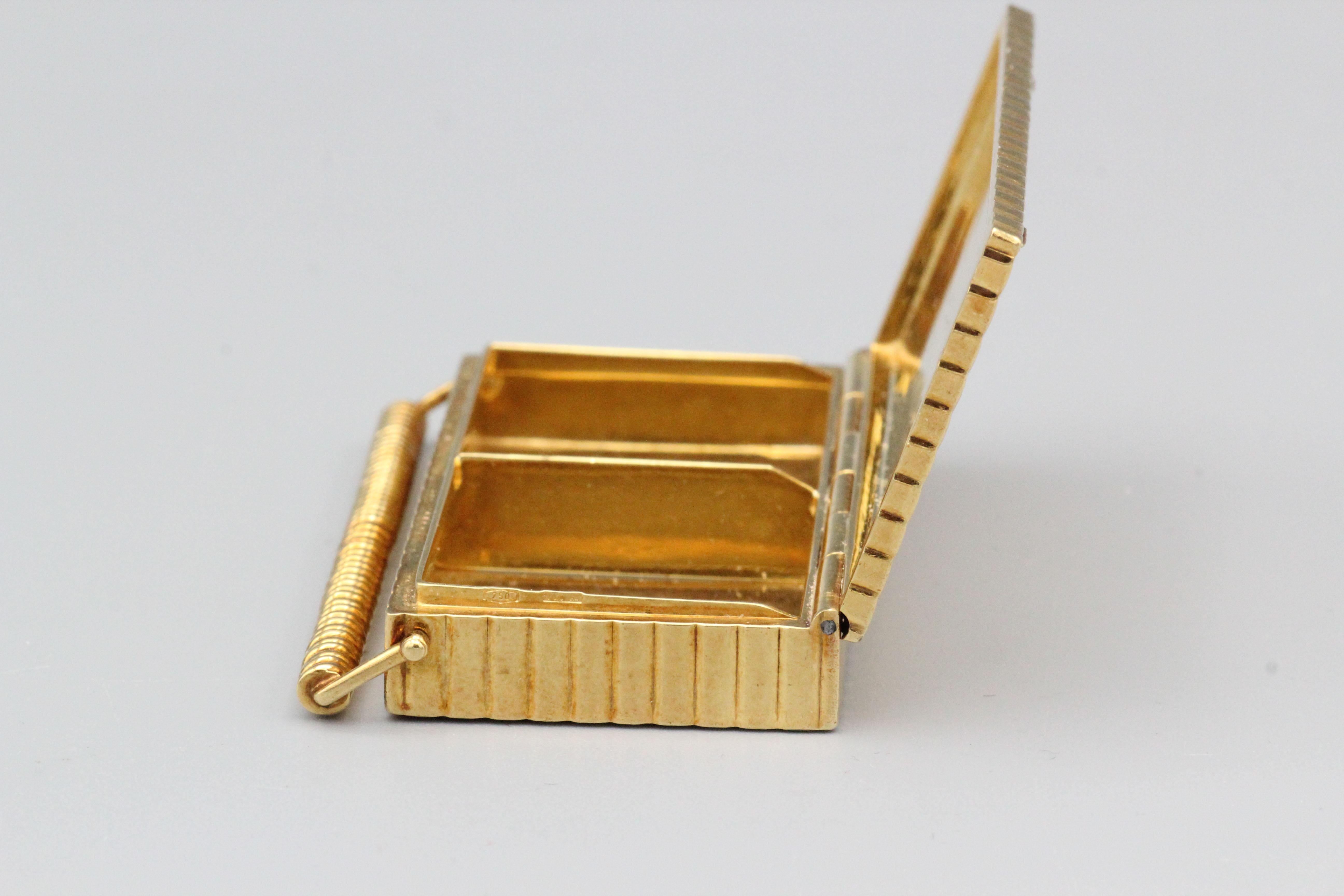 Bvlgari 2 Section 18k Gold Pill Box For Sale 2