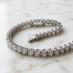 Bracciale tennis con diamanti Bvlgari 4,60 carati in oro bianco 18 carati