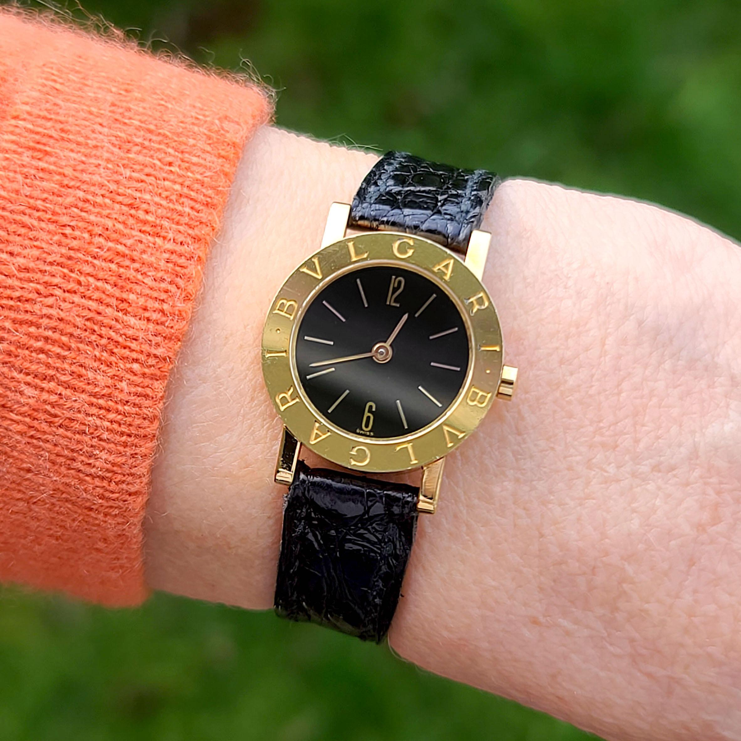 BVLGARI A5006 18k Yellow Gold Gerald Genta Design Roman Coin Monete BB23GL In Excellent Condition In Neuilly-sur-Seine, IDF