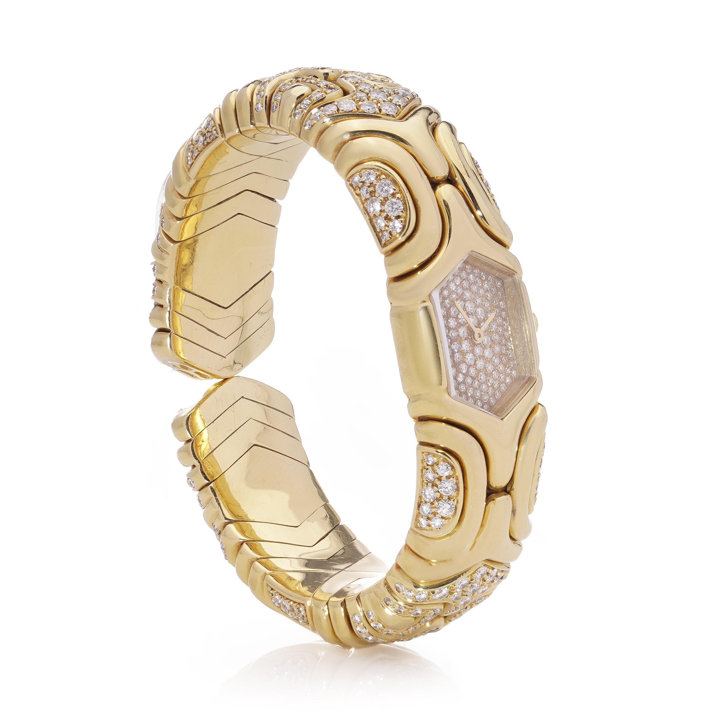 Bvlgari  'Alveare' 18kt. Yellow gold and Pavé set Diamond Watch-Bracelet For Sale 3