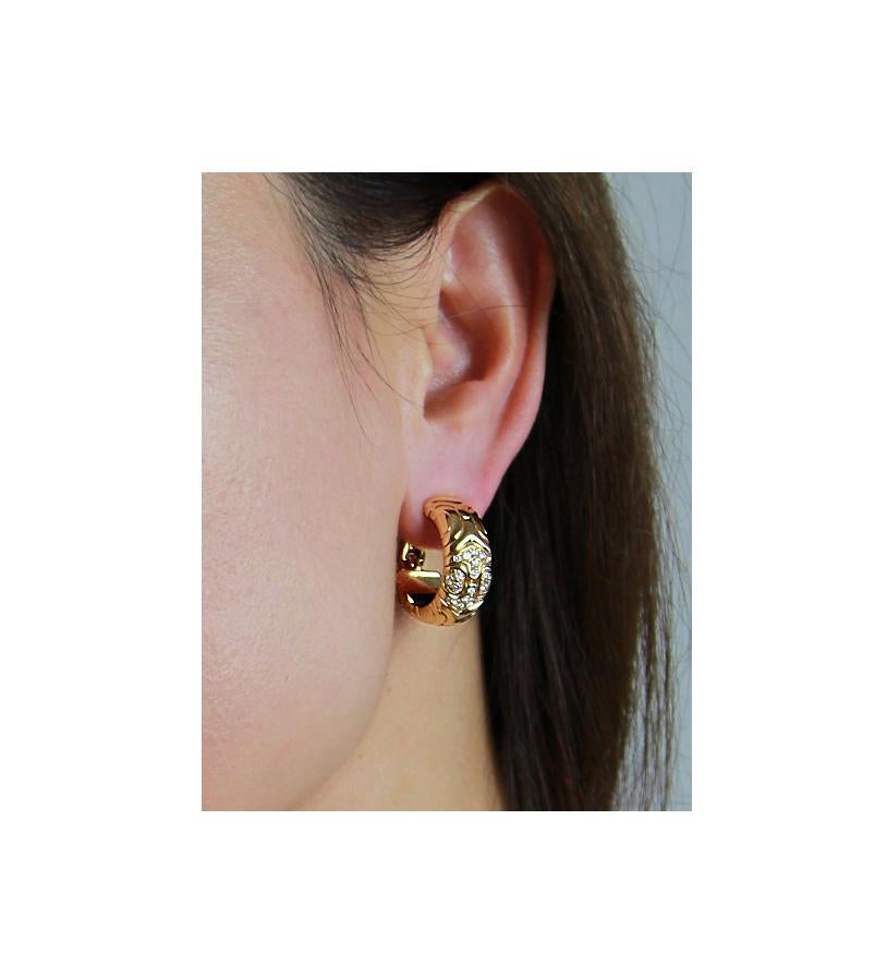 Bvlgari Alveare, Retro Diamond Hoop Earrings in 18 Karat Yellow Gold Lever-Back 1