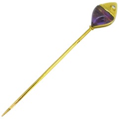 Retro Bvlgari Amethyst and Diamonds Yellow Gold Stick Pin