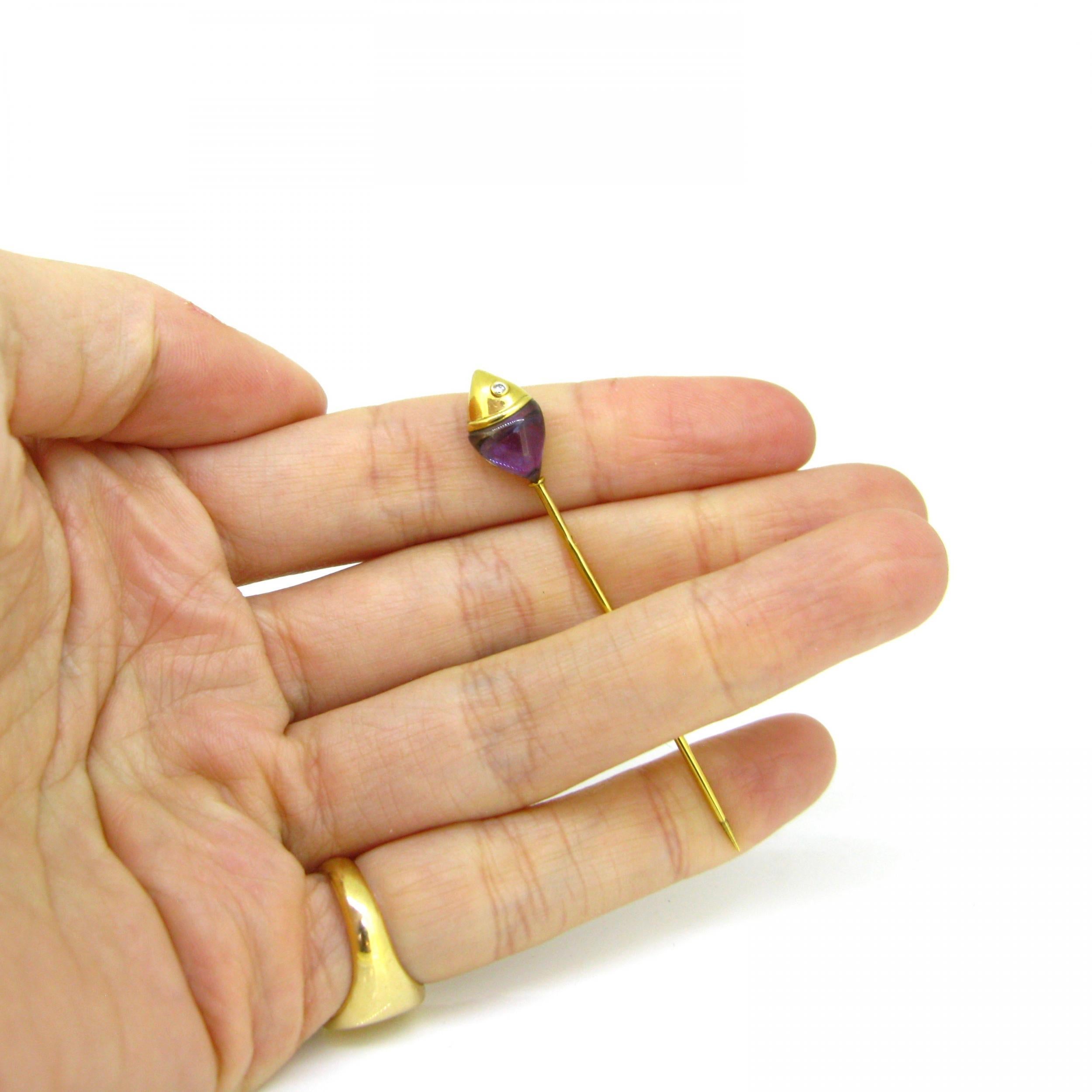 Women's or Men's Bvlgari Amethyst and Diamonds Yellow Gold Stick Pin