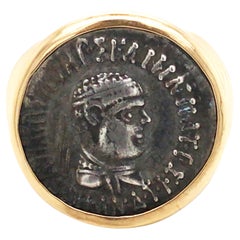 Bvlgari, Anello in oro con moneta antica