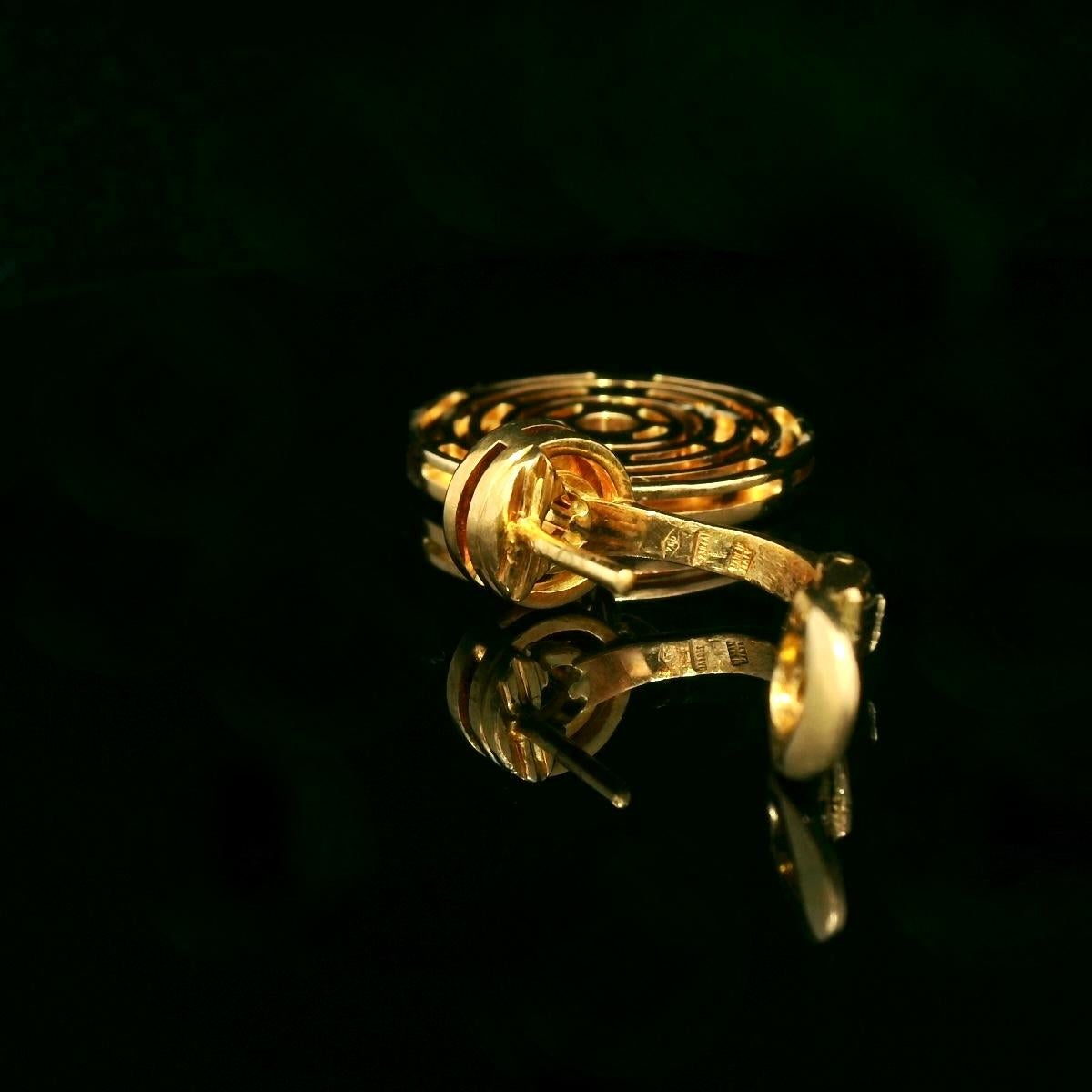 Modern BVLGARI Astral Cerhi gold 18 Karat moving earrings