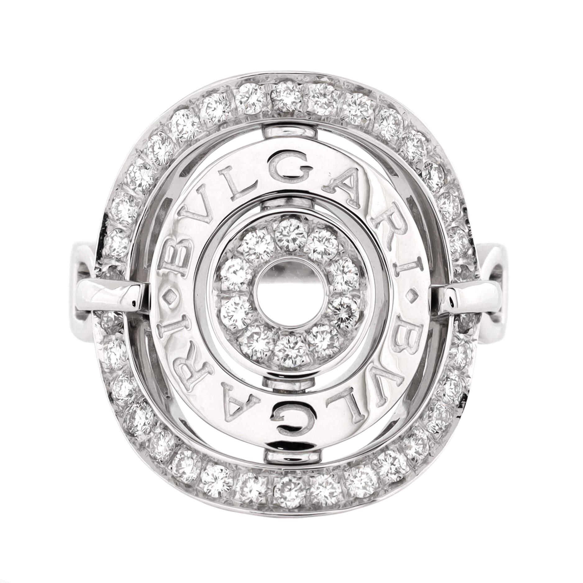 Condition: Very good. Moderate wear and re-polish throughout.
Accessories: No Accessories
Measurements: Size: 7.5, Width: 2.60 mm
Designer: Bvlgari
Model: Astrale Cerchi Shield Ring 18K White Gold with Diamonds
Exterior Color: White Gold
Item