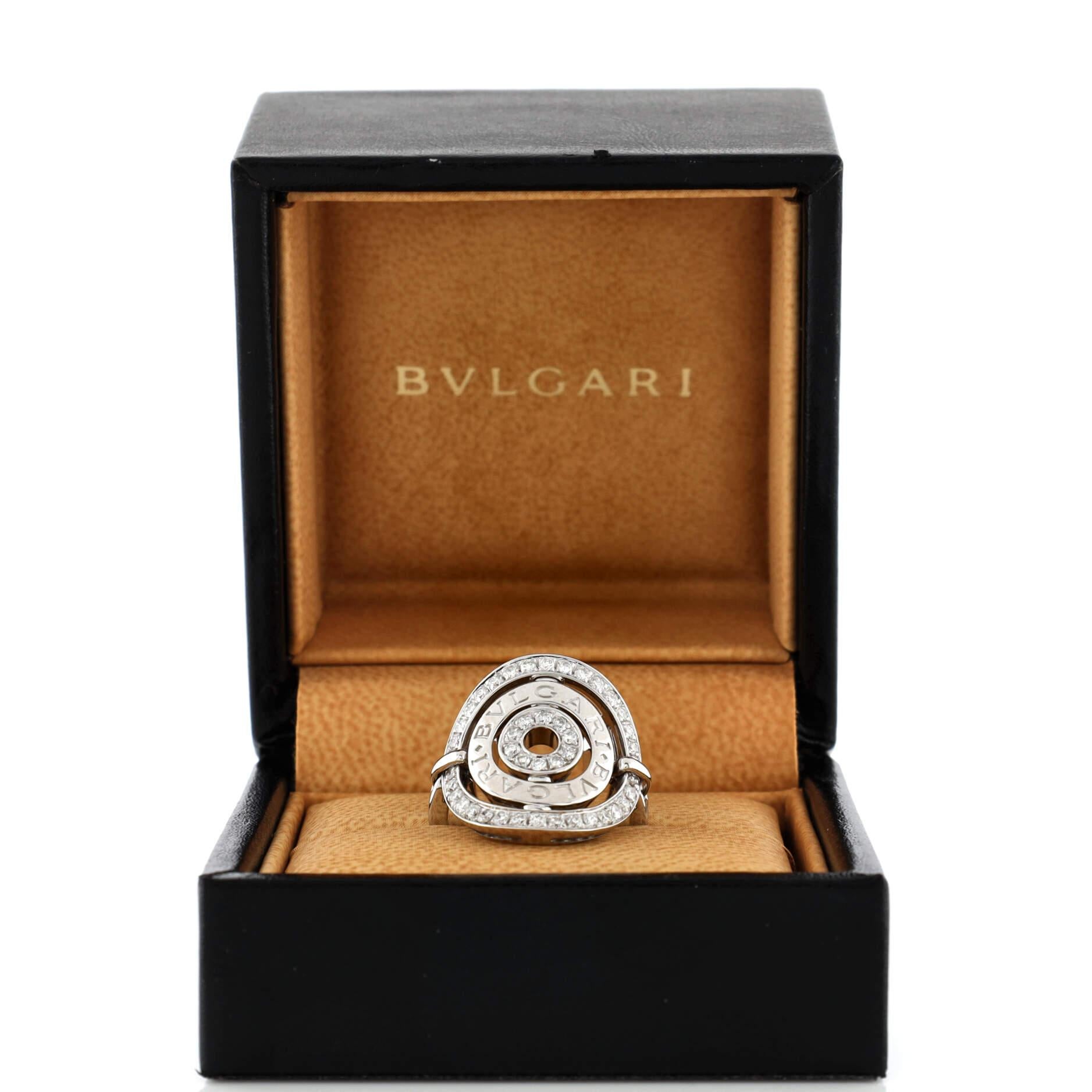 Condition: Great. Moderate wear and re-polishing throughout.
Accessories:
Measurements: Size: 7, Width: 3.00 mm
Designer: Bvlgari
Model: Astrale Cerchi Shield Ring 18K White Gold with Diamonds
Exterior Color: White Gold
Item Number: 220029/15