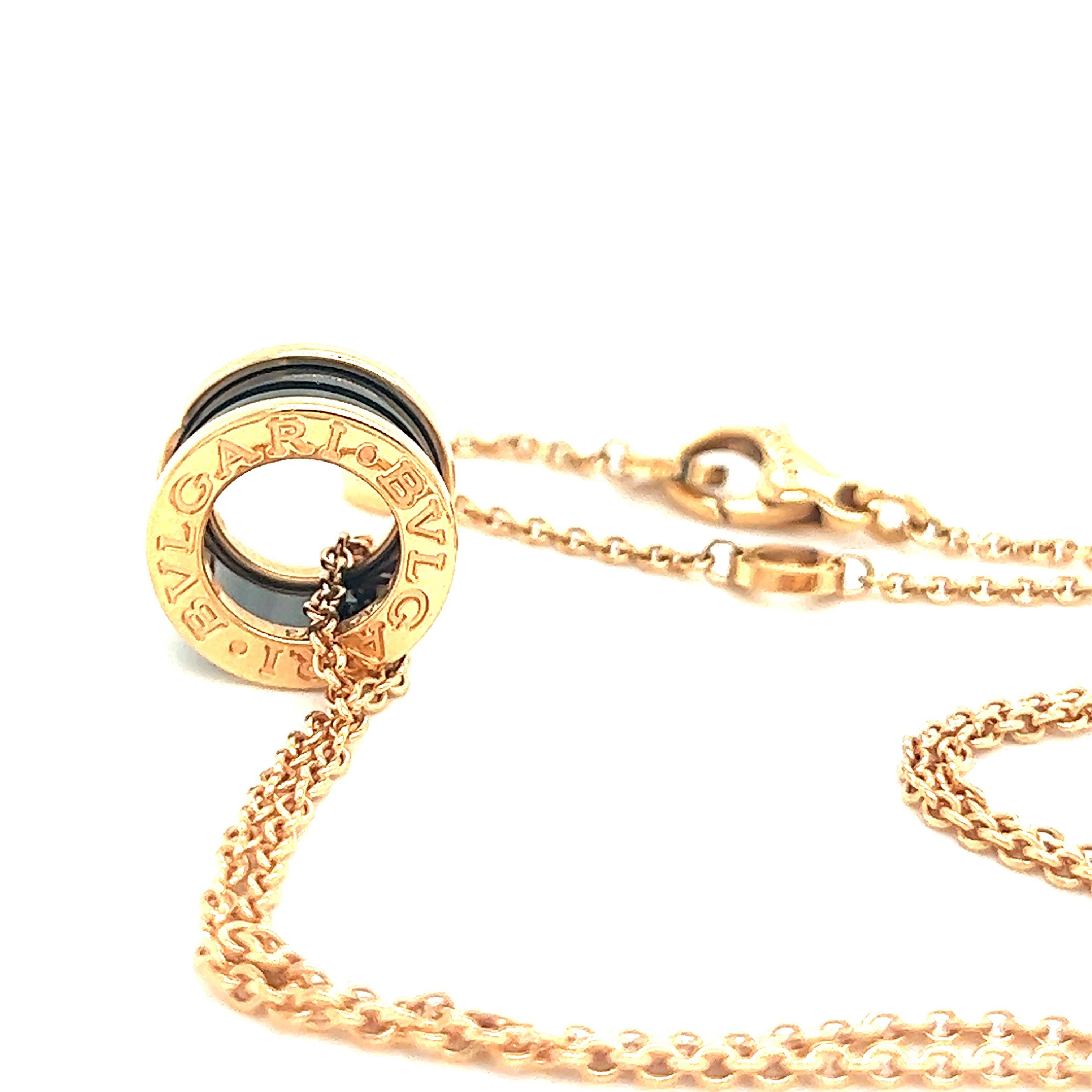 Contemporary Bvlgari B-Zero rose gold and ceramic pendant model number 358050 For Sale