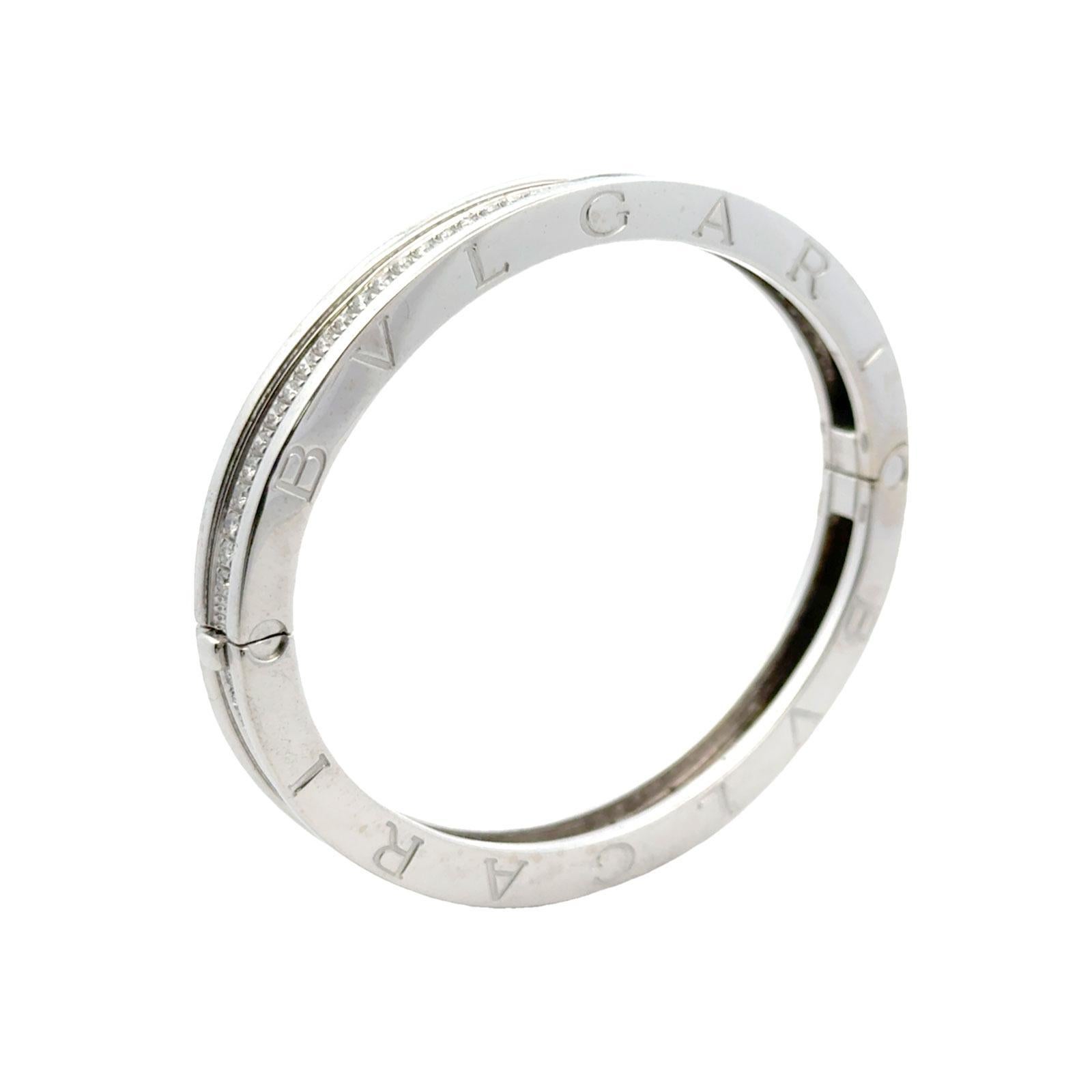 Bvlgari B Zero1 Bracelet jonc moderne à charnières en or blanc 18 carats et diamants Excellent état - En vente à Boca Raton, FL