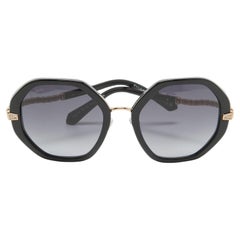 Bvlgari Negro 8242 Gafas de sol de acetato angulares Viper