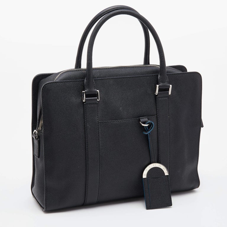 Bvlgari Black Grained Leather Briefcase In Good Condition For Sale In Dubai, Al Qouz 2