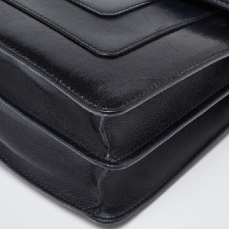 Bvlgari Bolso mediano con solapa Serpenti Forever de piel y charol negro Negro