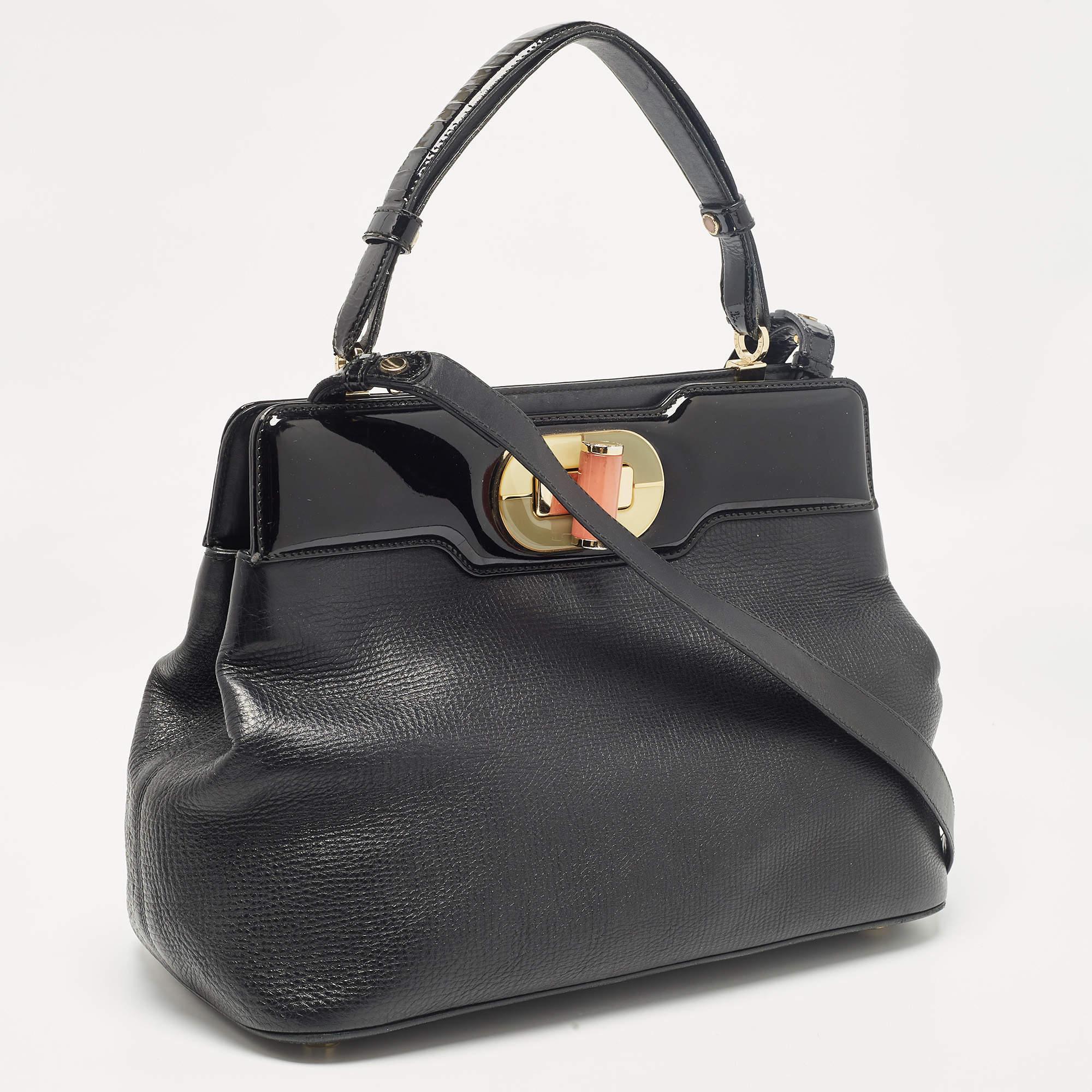 Bvlgari Black Patent and Leather Isabella Rossellini Tote In Good Condition In Dubai, Al Qouz 2