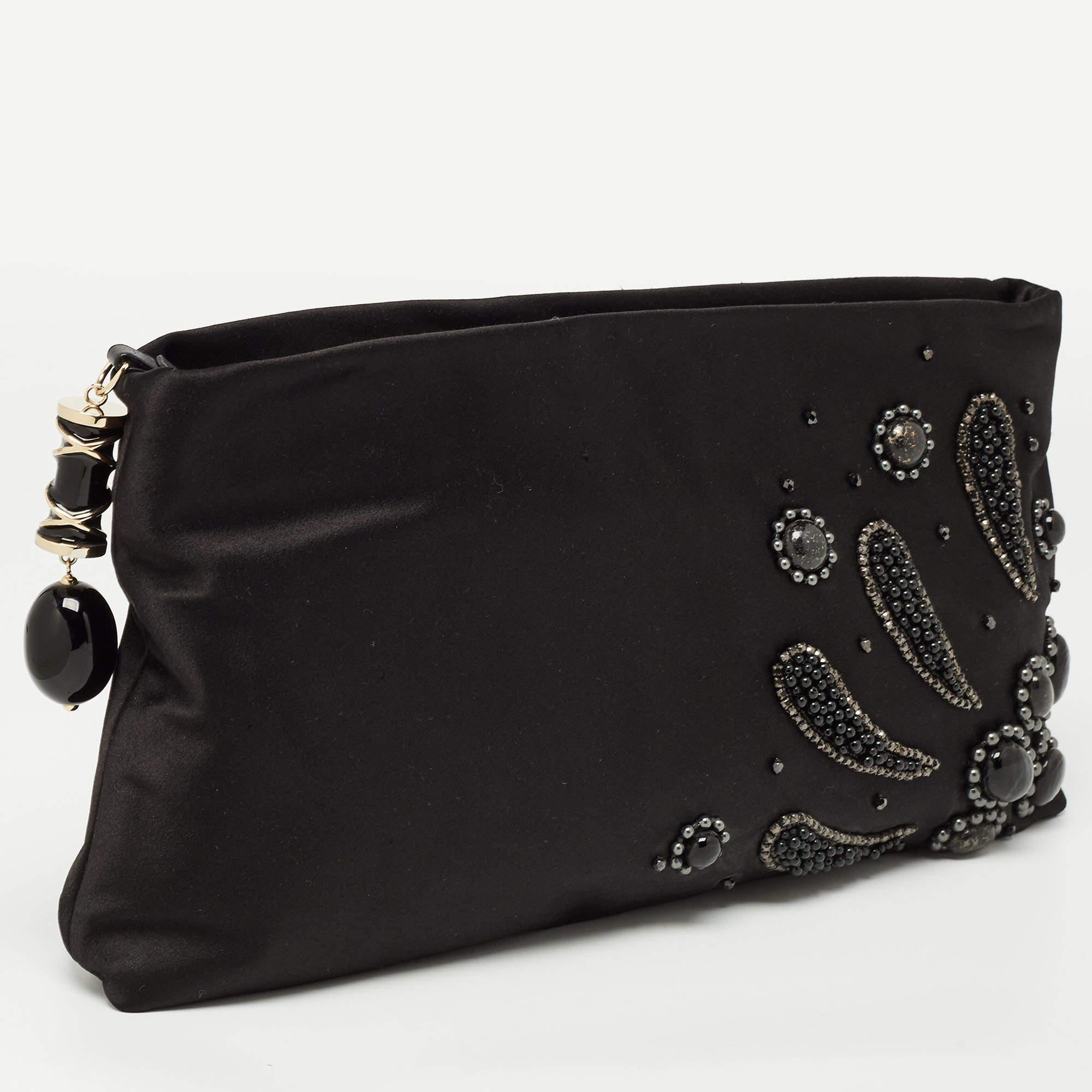 Bvlgari Black Satin Embellished Clutch In Excellent Condition In Dubai, Al Qouz 2