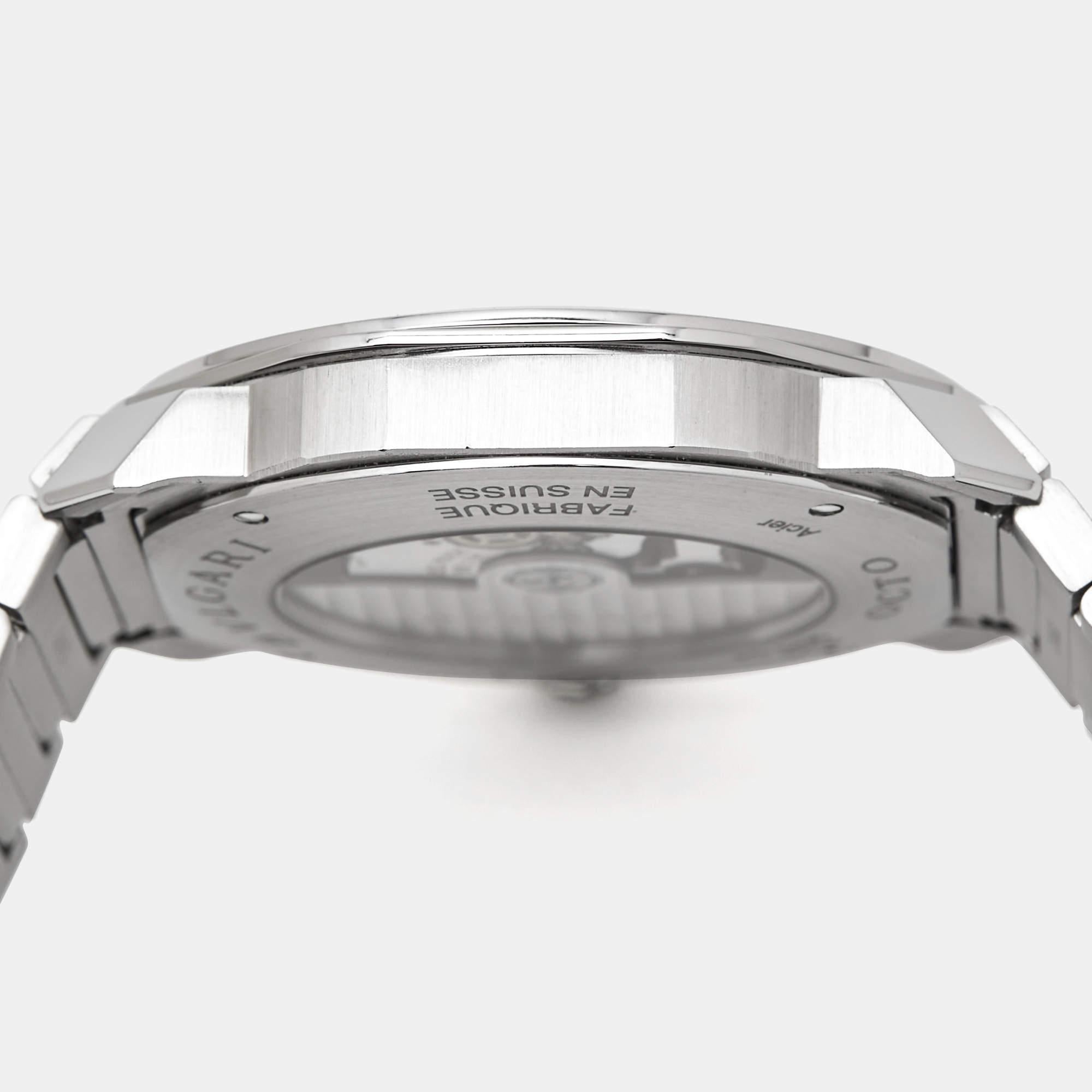 Bvlgari Montre-bracelet pour homme Octo Roma 102704 en acier inoxydable noir 41 mm en vente 3