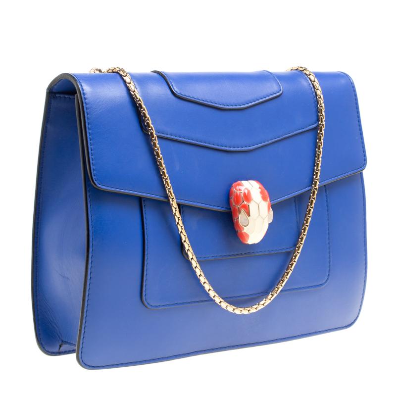 Bvlgari Blue Leather Medium Serpenti Forever Shoulder Bag In Good Condition In Dubai, Al Qouz 2