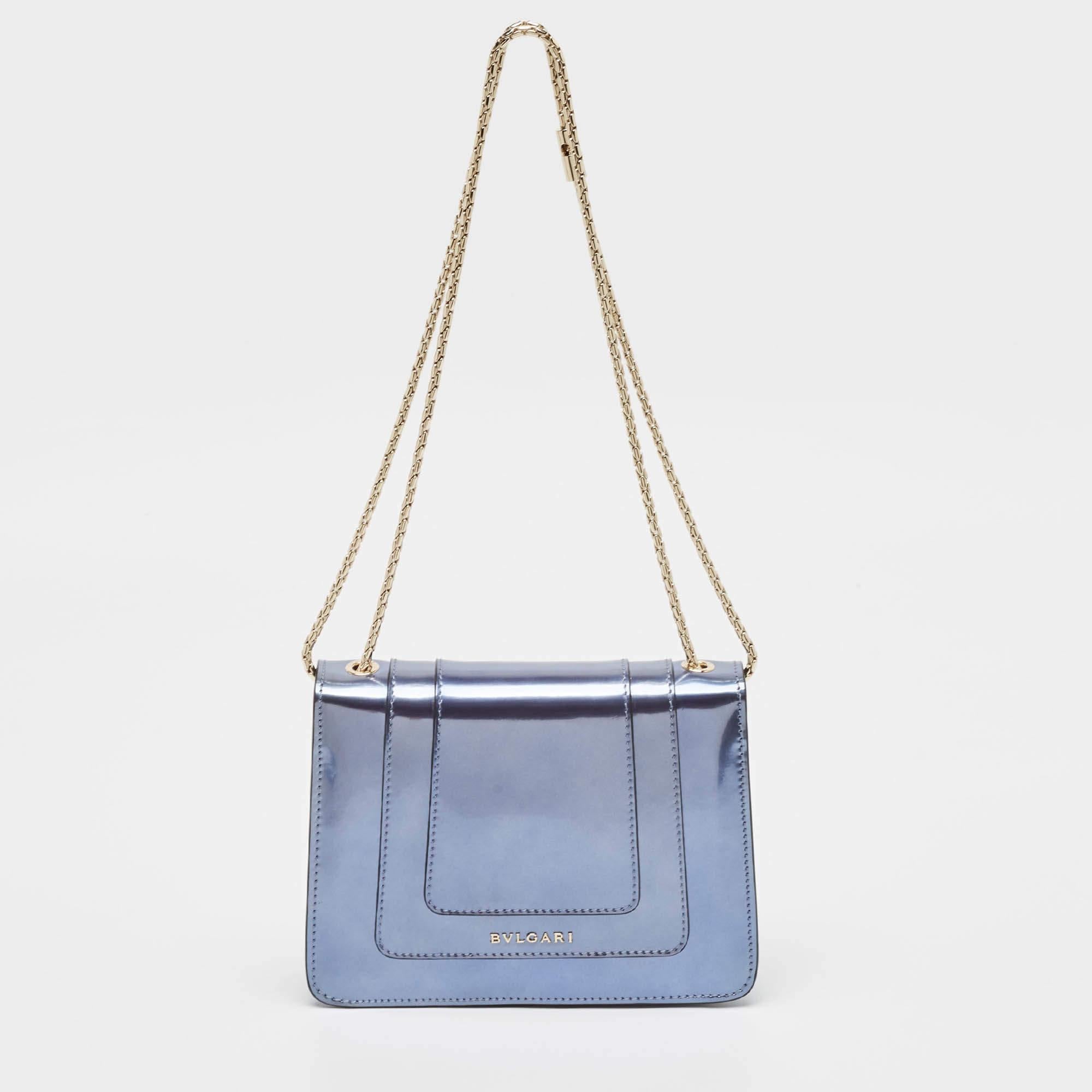 Bvlgari Blue Patent Leather Small Serpenti Forever Shoulder Bag In Excellent Condition For Sale In Dubai, Al Qouz 2