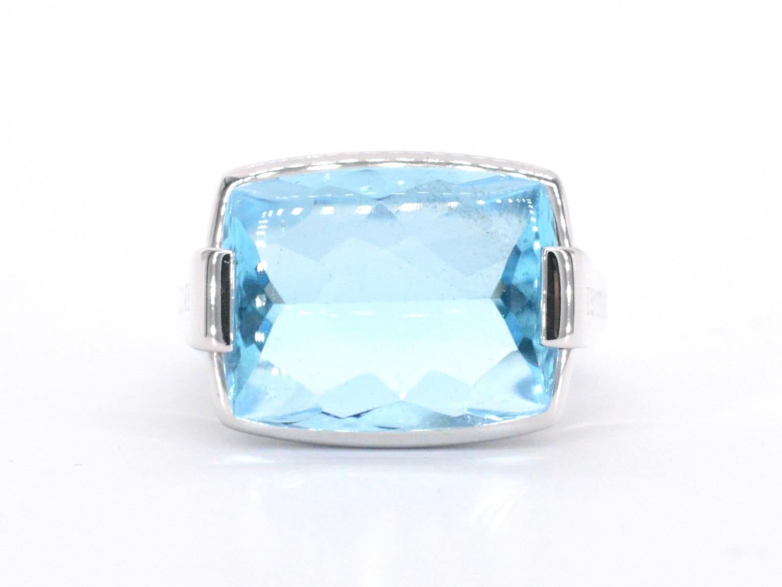 Women's or Men's Bvlgari Blue Topaz Cocktail Ring For Sale