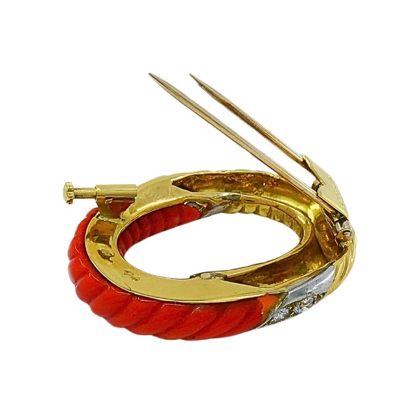 Bvlgari Bulgari 18k Gold Koralle Diamant Oval Brosche für Damen oder Herren im Angebot
