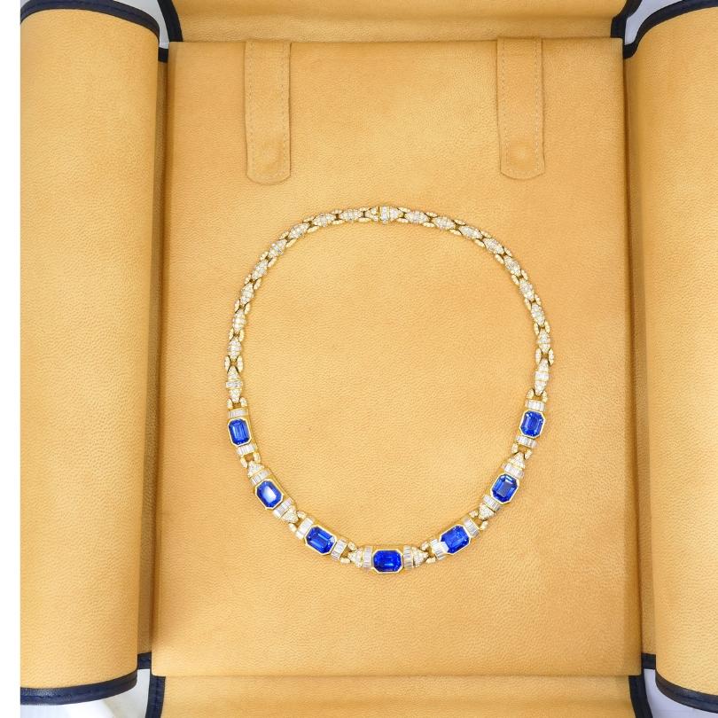 Bvlgari Bulgari Collier en or 18k Diamants Sri Lanka Saphirs No Heat 39.77 Cts en vente 6