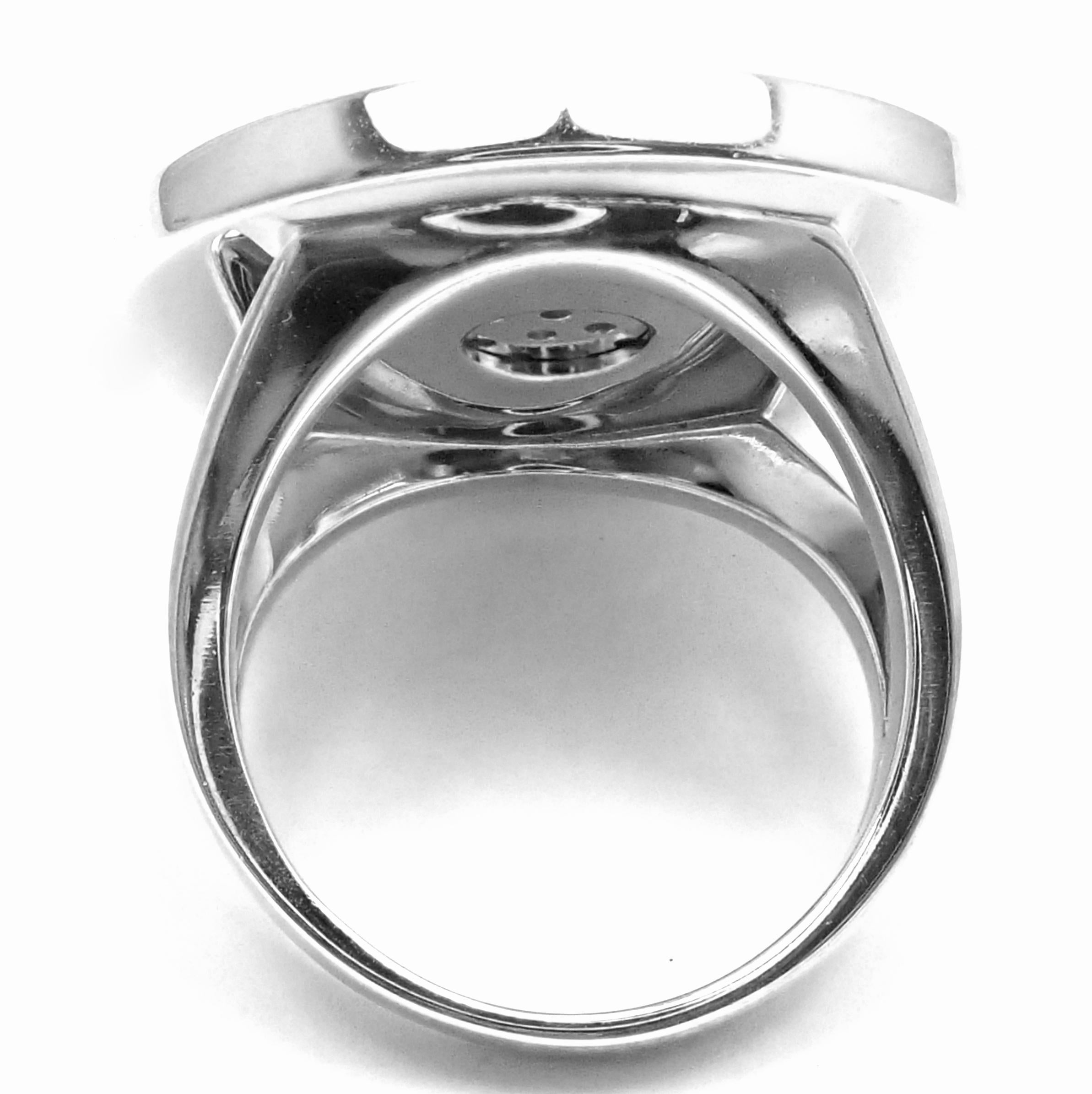 Bvlgari Bulgari Anillo de diamantes de oro blanco de 18 quilates en Excelente estado para la venta en Holland, PA