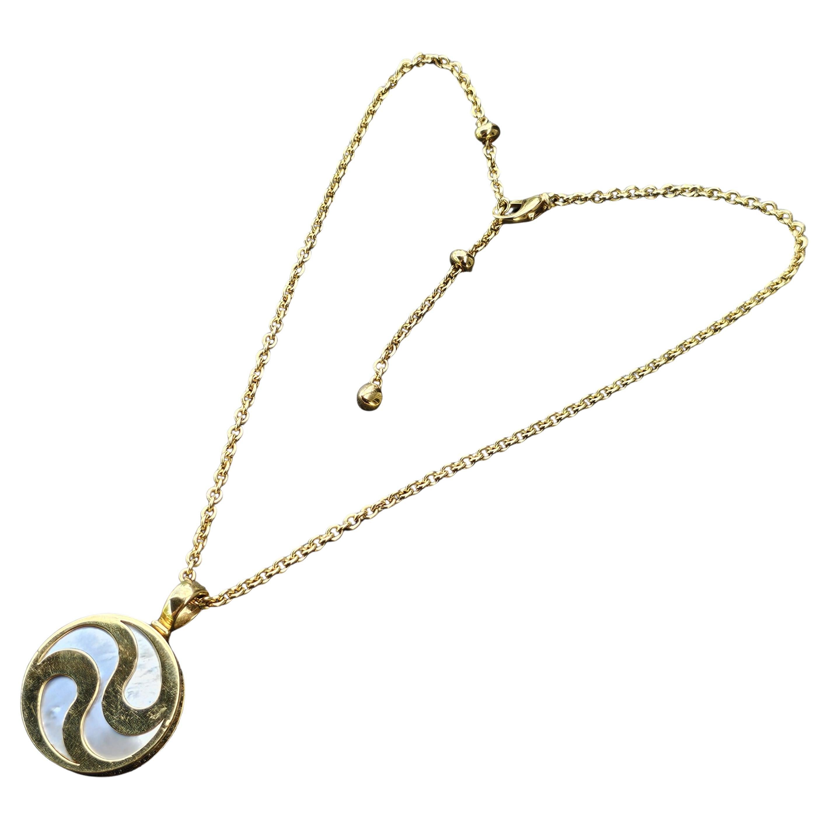 Bvlgari Bulgari ALL 18K GOLD Spinner Mother Pearl Pendant Necklace Chain 54.1g For Sale