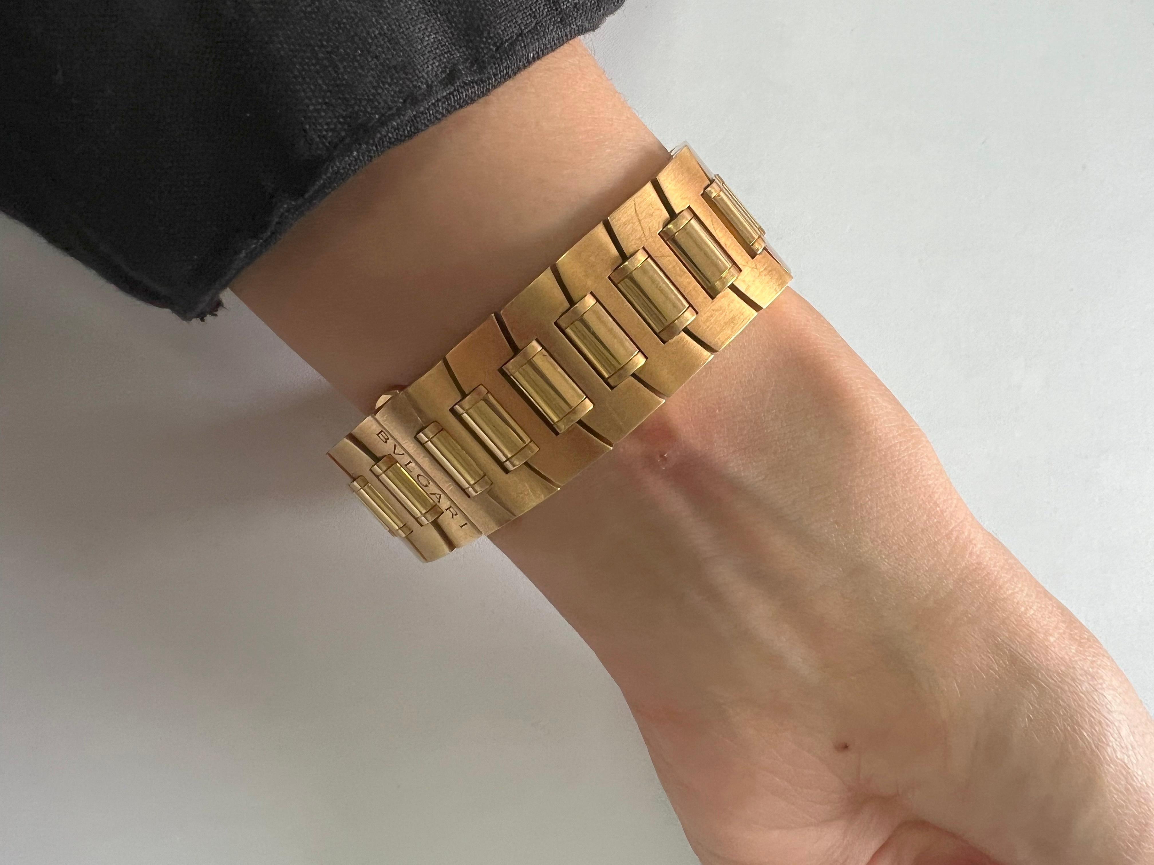 Bvlgari Bulgari Assioma 18 Karat Yellow Gold Large Dial Watch For Sale 6