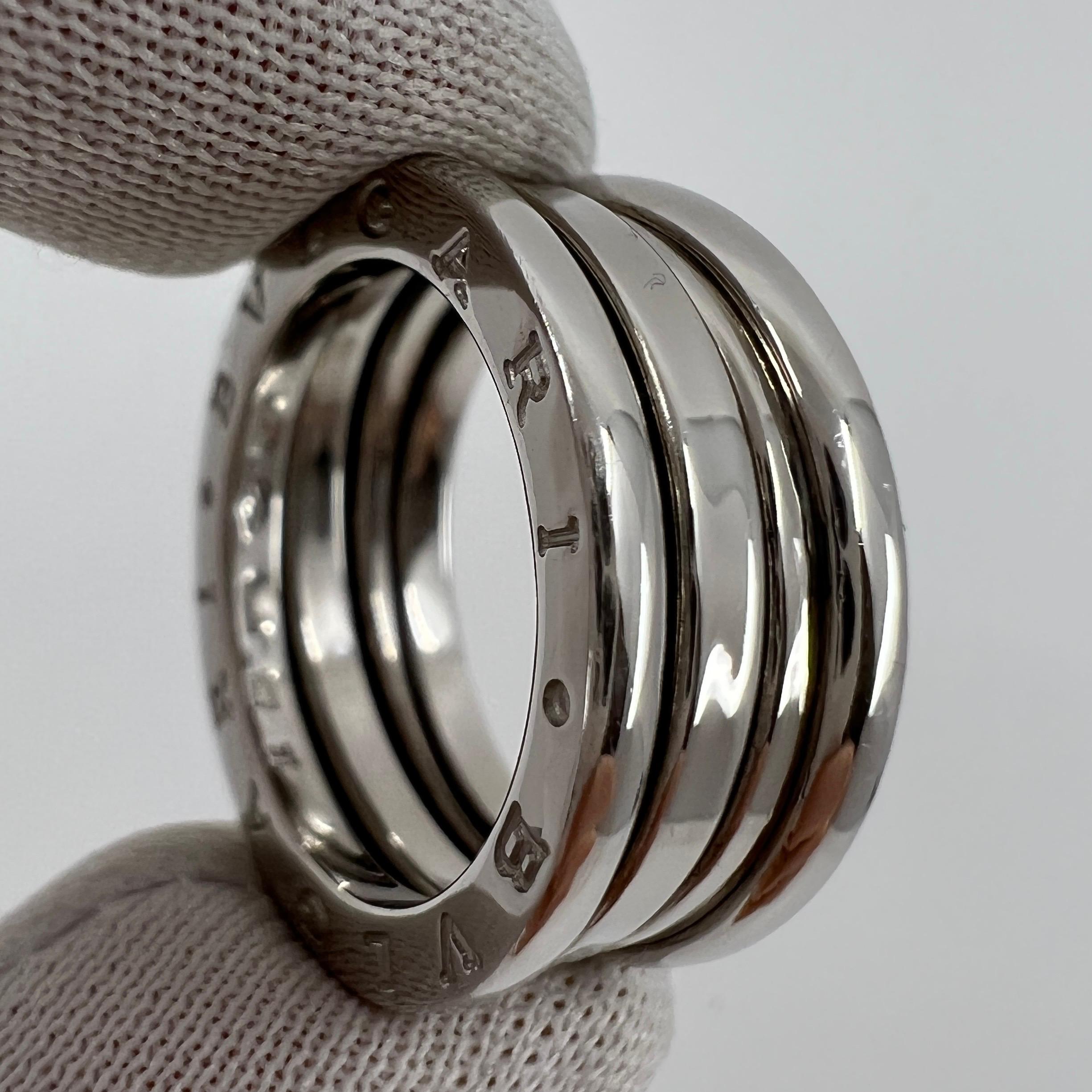 B.Zero1 3 band 18k White Gold Ring.

Elegant and unique design 'spring' ring.

Basically new - has been professionally re-polished and cleaned. 

Size 51 - K1/2 UK size - 6 US

Comes with original Bvlgari ring box.
