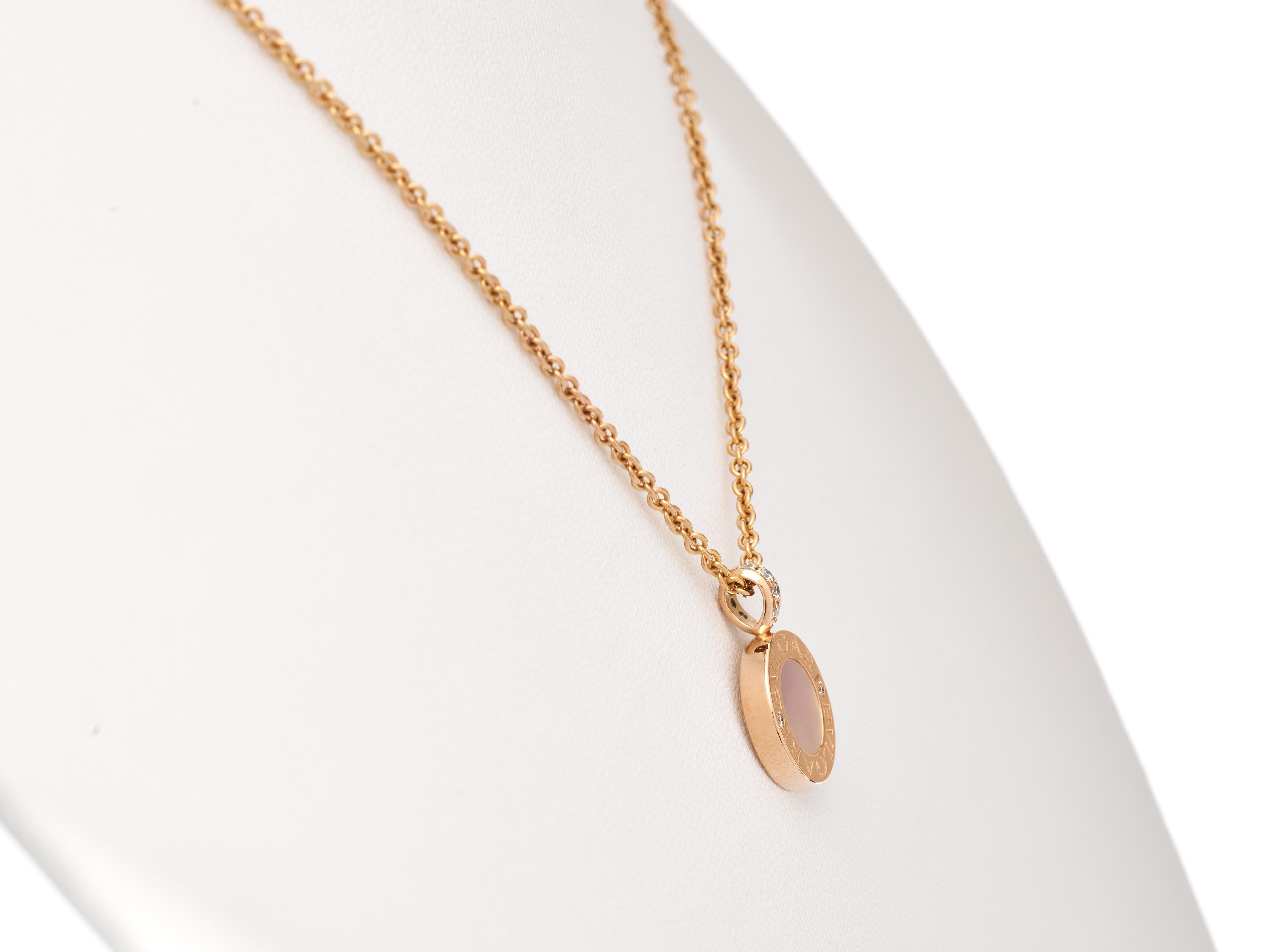 Bvlgari Bulgari Collar B.Zero Oro rosa 18k Ónix MoP Diamantes reversible en venta 9