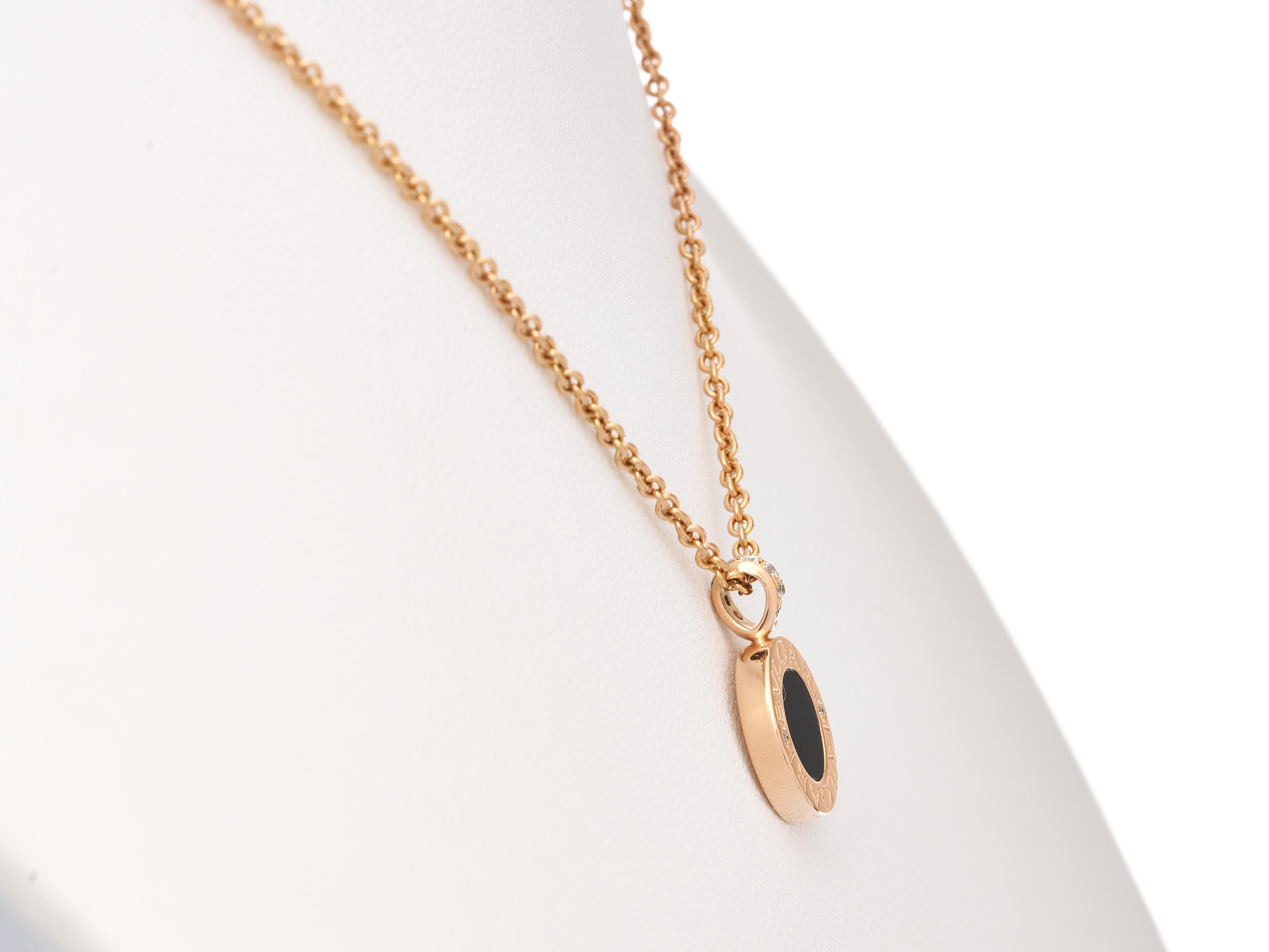 Bvlgari Bulgari Collar B.Zero Oro rosa 18k Ónix MoP Diamantes reversible en venta 3